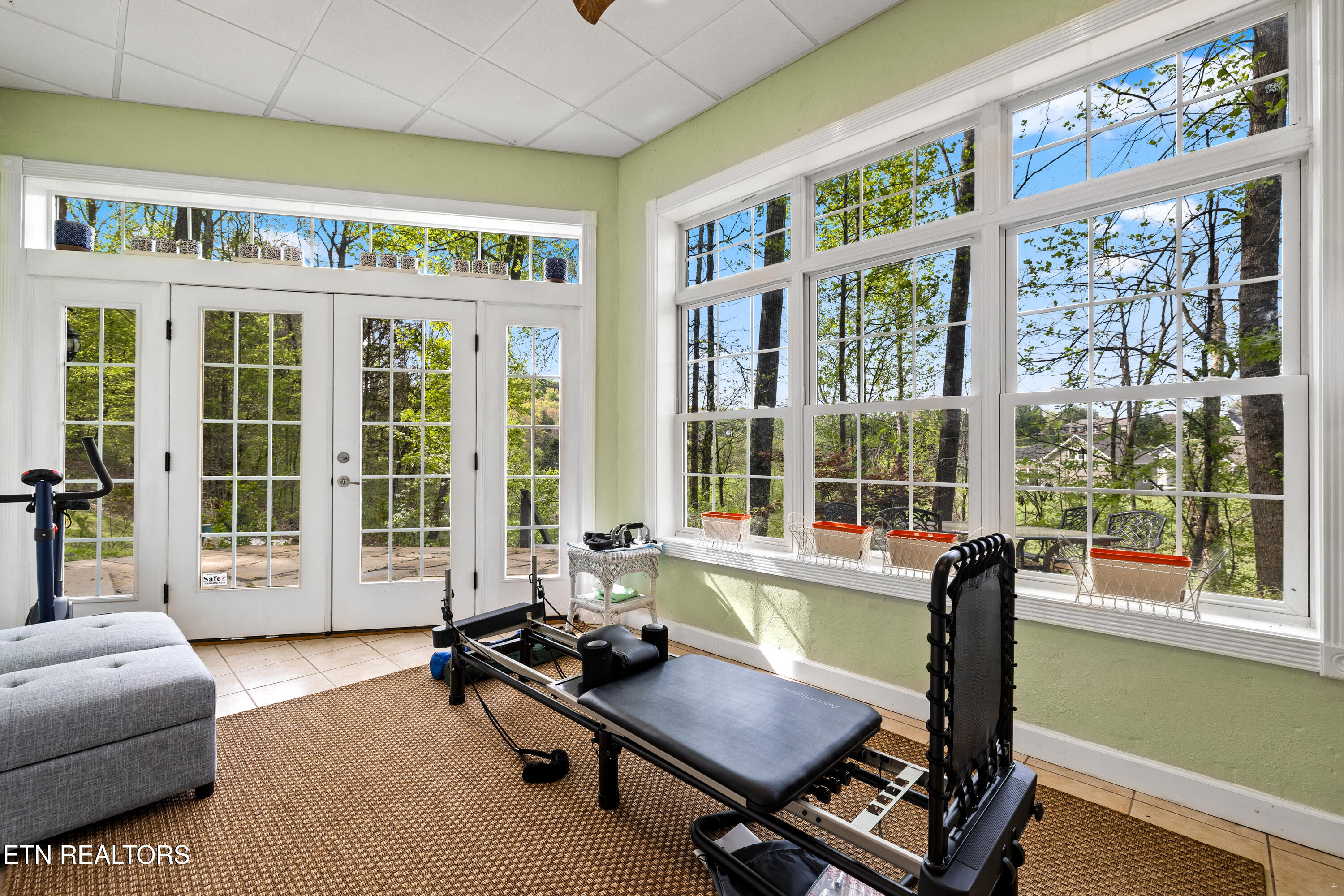 639 S Arch Rock Drive Sevierville TN 37876
