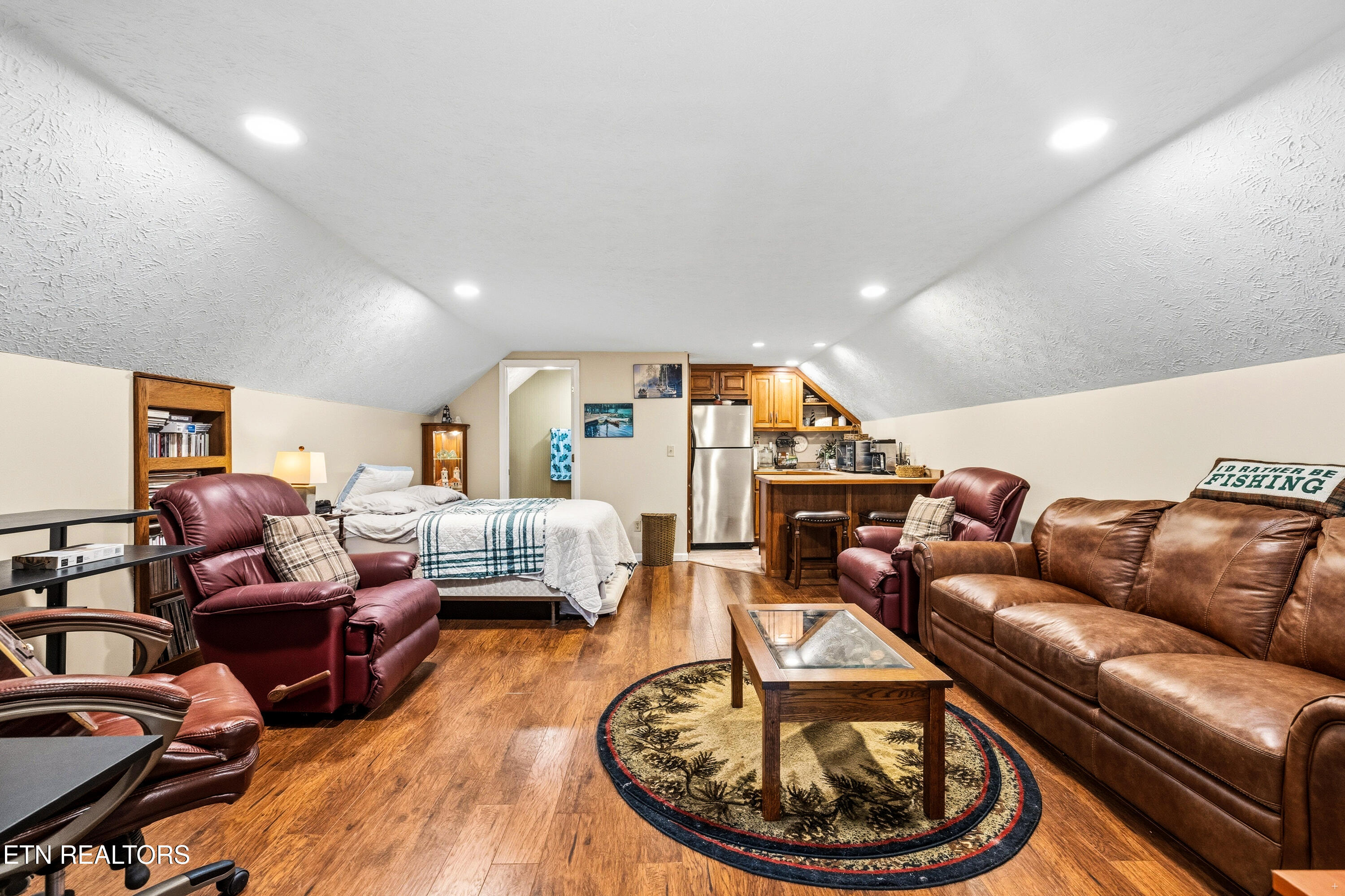 639 S Arch Rock Drive Sevierville TN 37876
