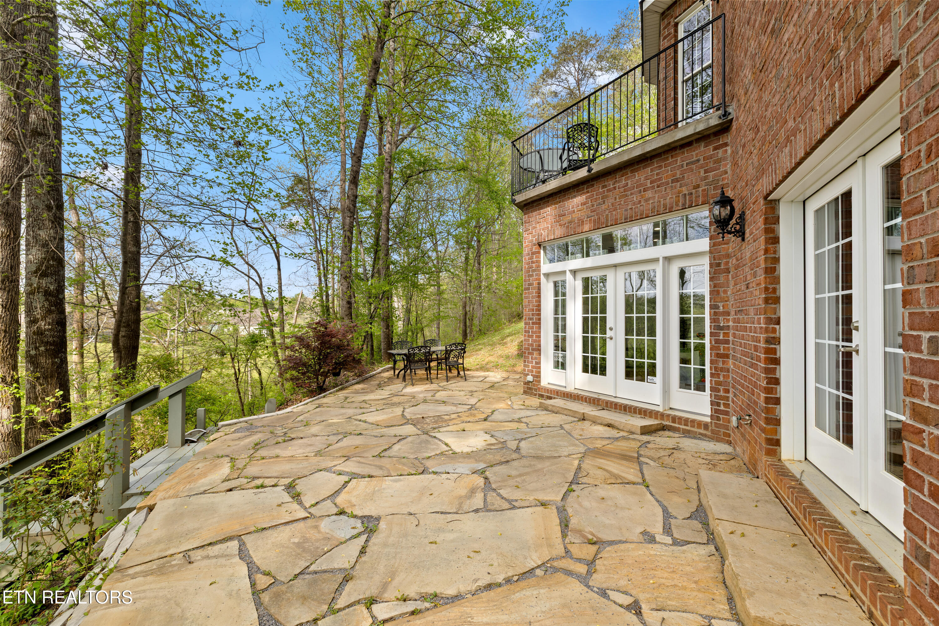 639 S Arch Rock Drive Sevierville TN 37876