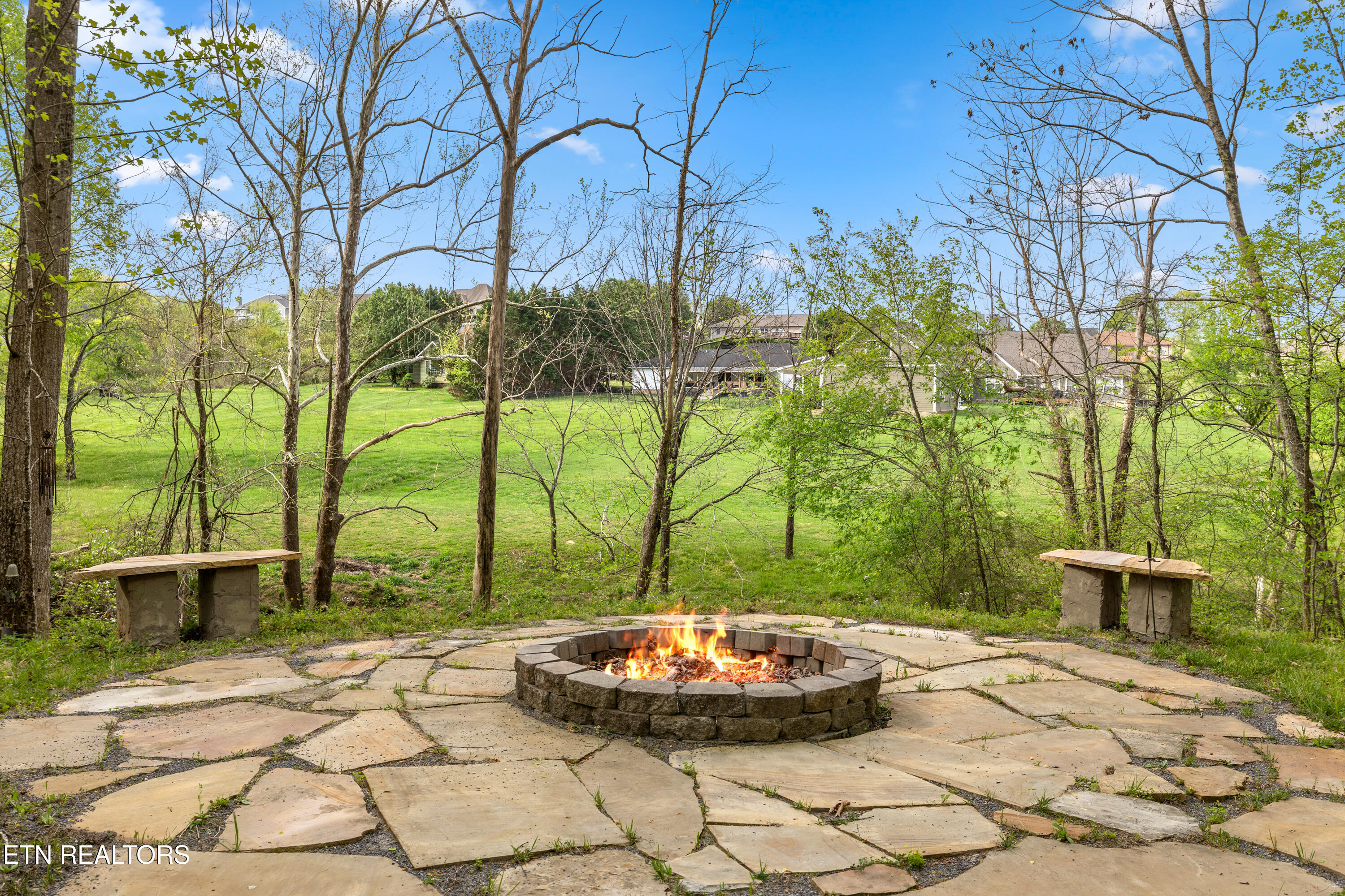 639 S Arch Rock Drive Sevierville TN 37876