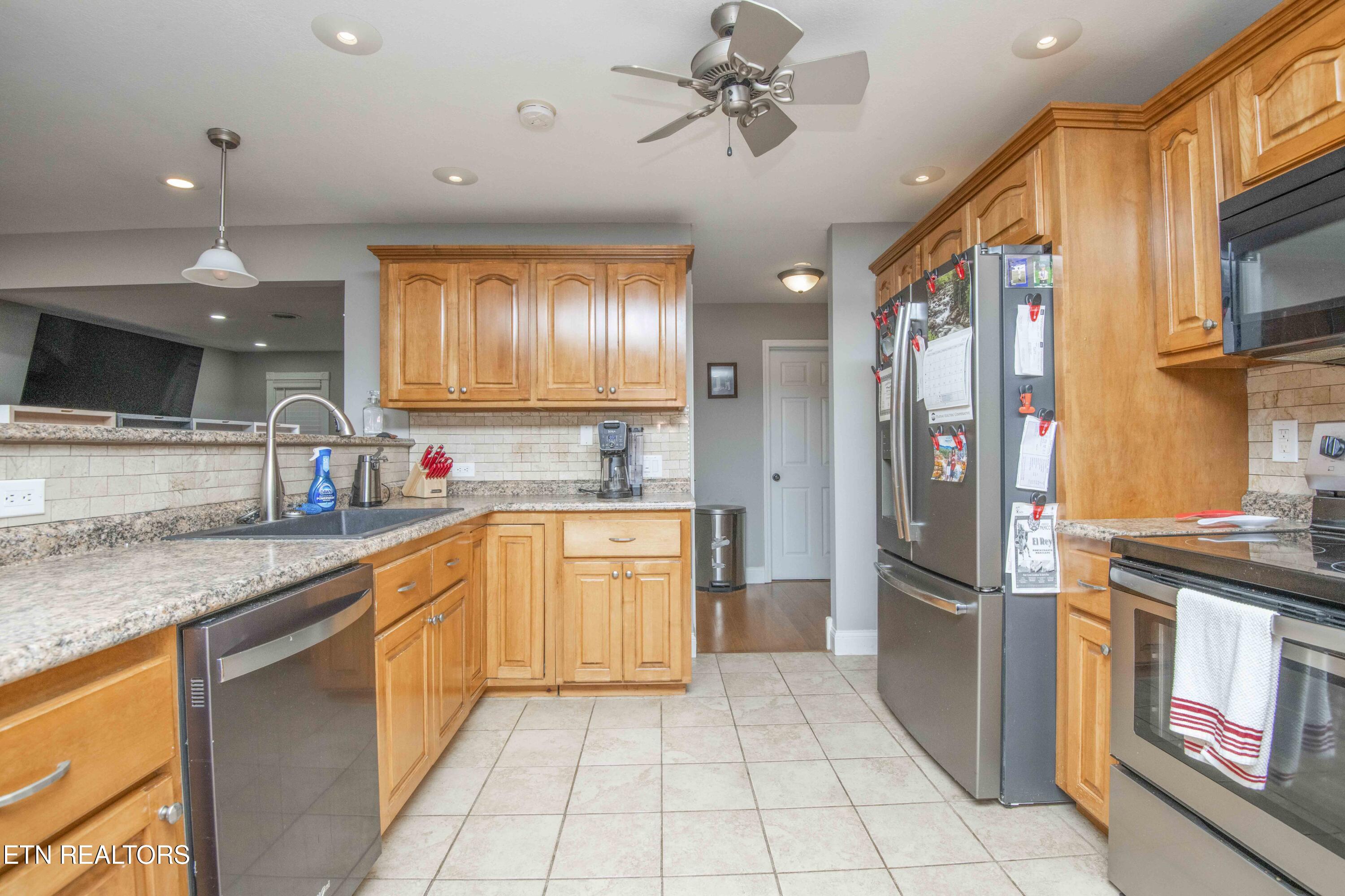 146 Wright Drive Helenwood TN 37755