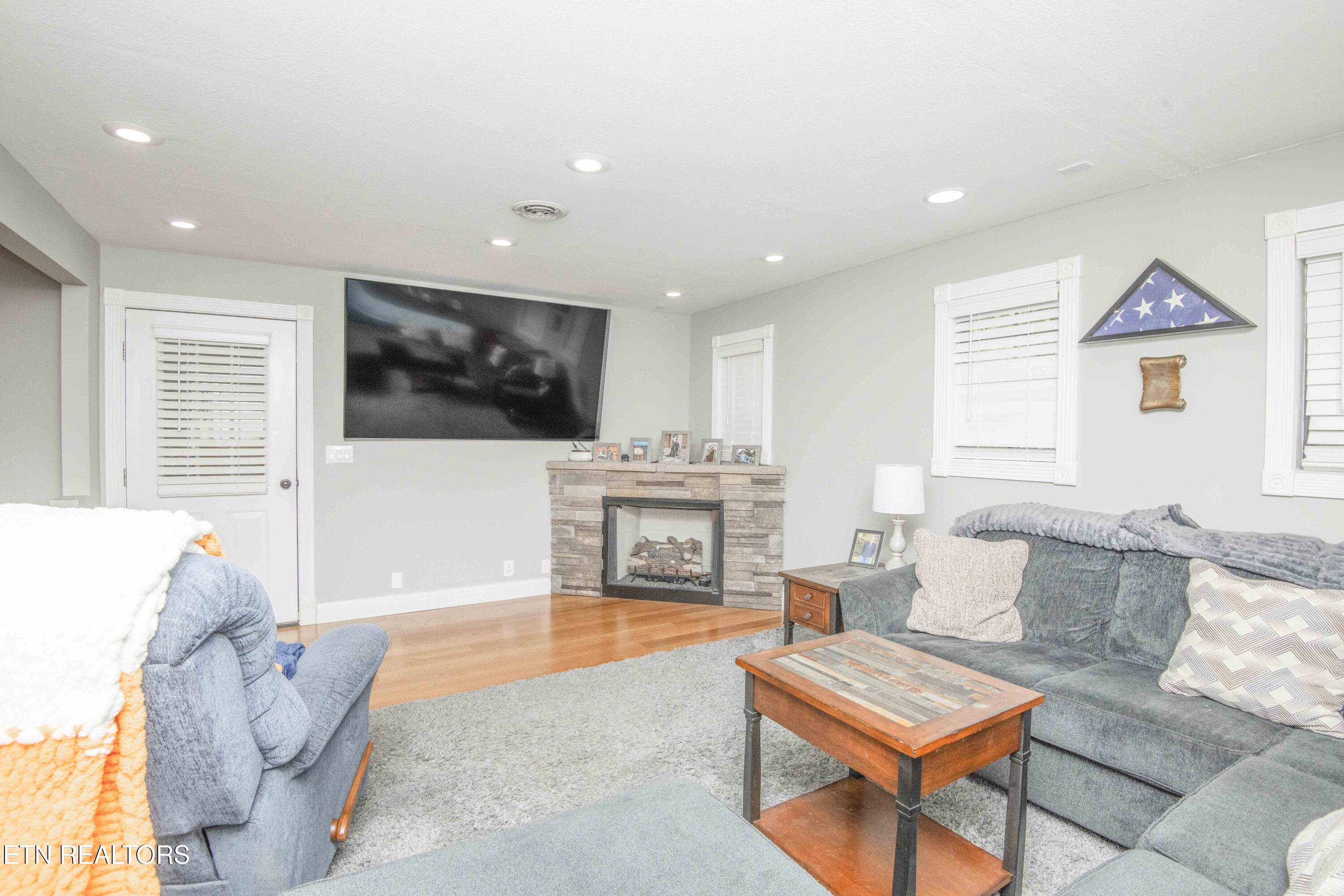 146 Wright Drive Helenwood TN 37755