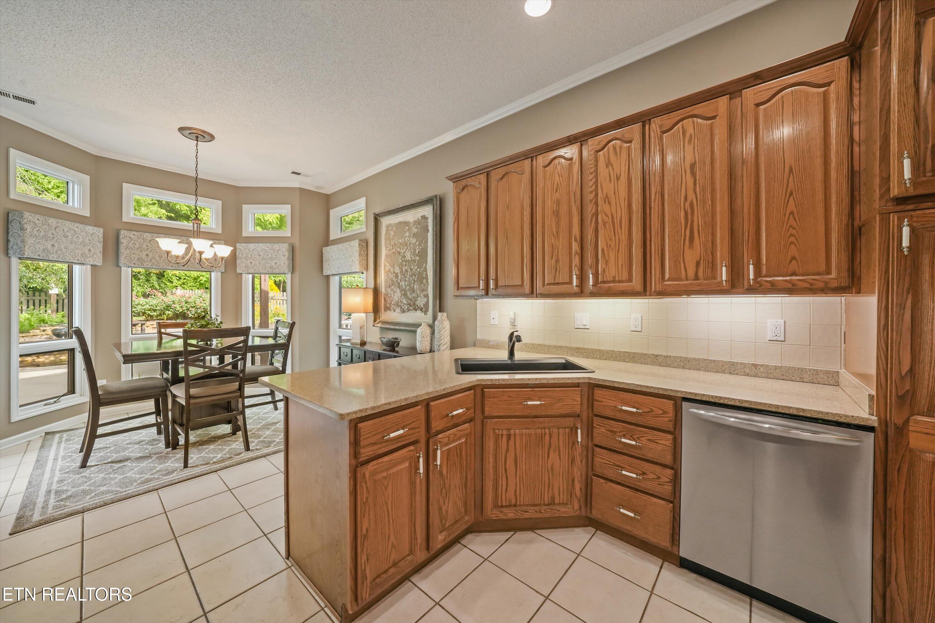 105 Saligugi Way Loudon TN 37774