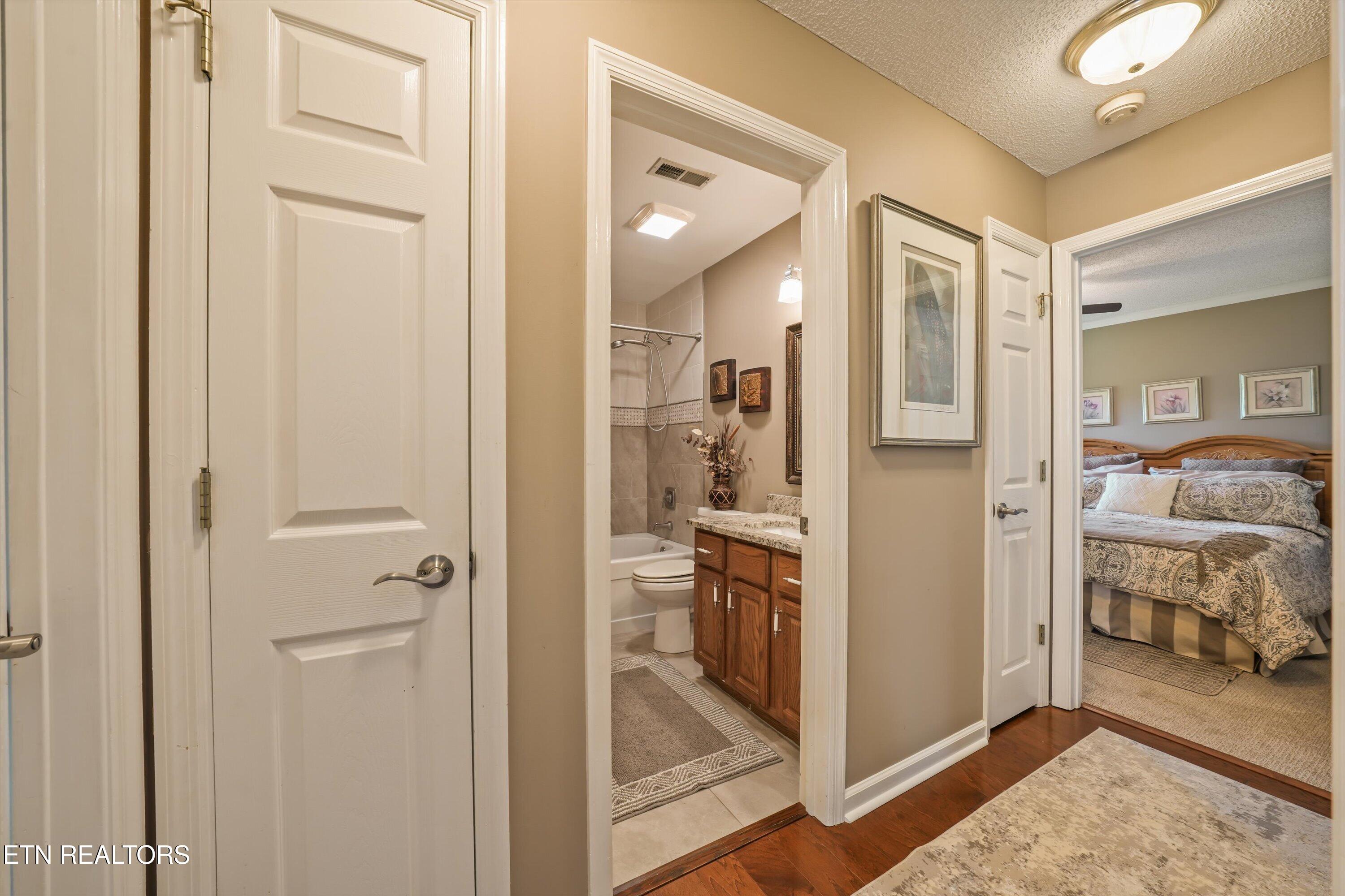 105 Saligugi Way Loudon TN 37774
