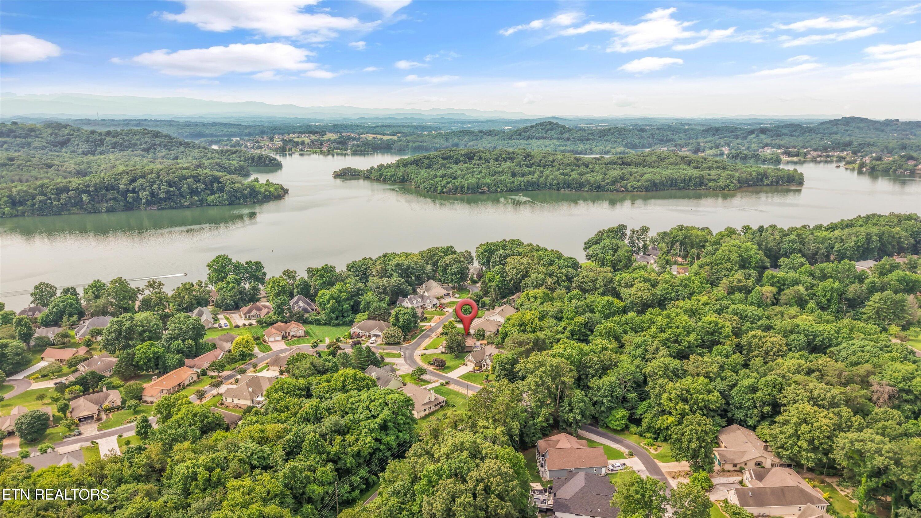 105 Saligugi Way Loudon TN 37774
