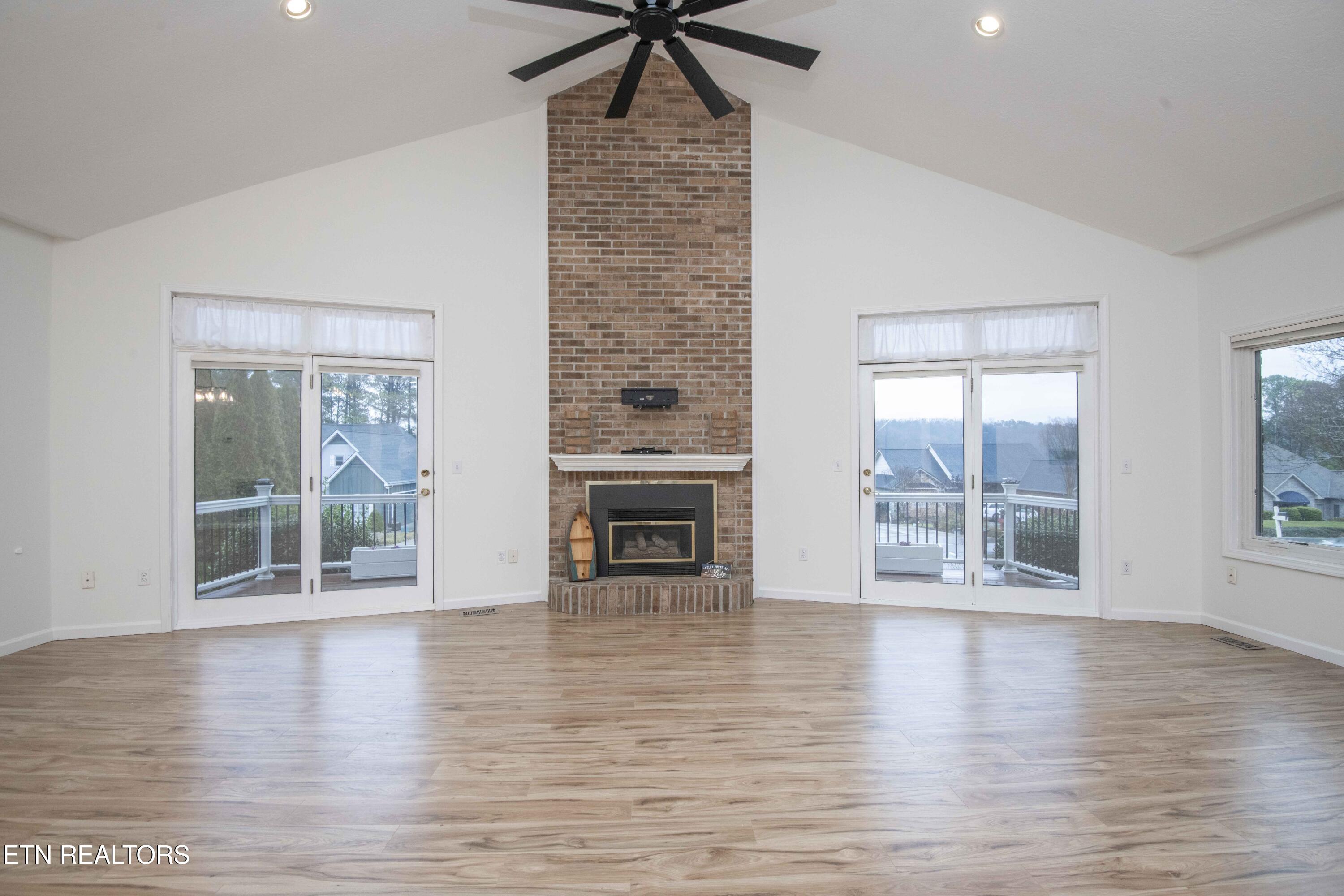 127 Kiowa Way Loudon TN 37774