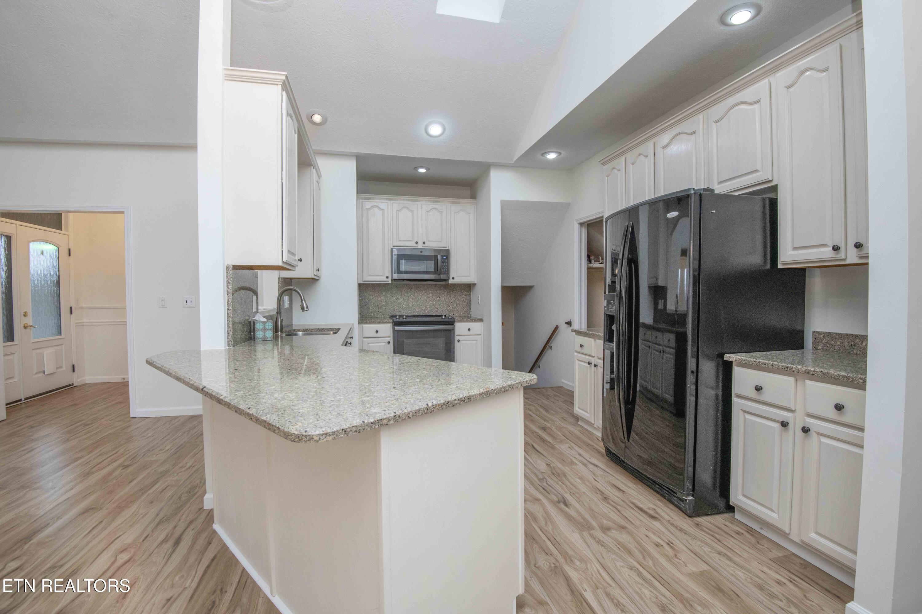 127 Kiowa Way Loudon TN 37774