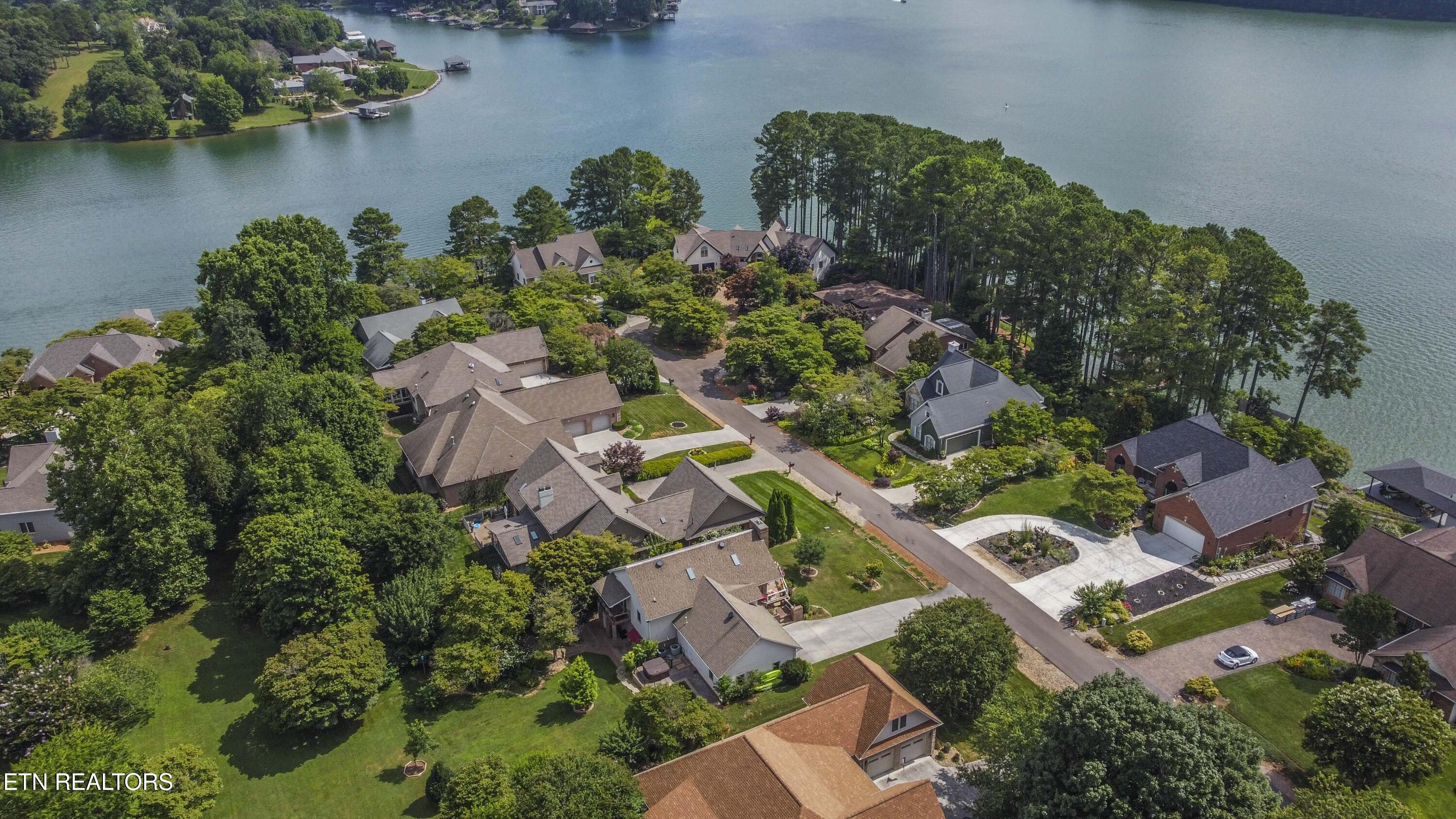 127 Kiowa Way Loudon TN 37774