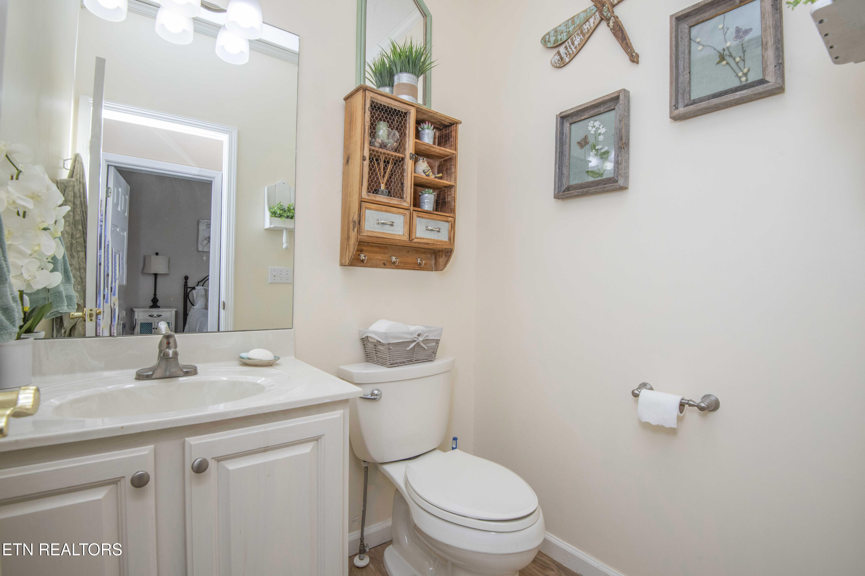 127 Kiowa Way Loudon TN 37774