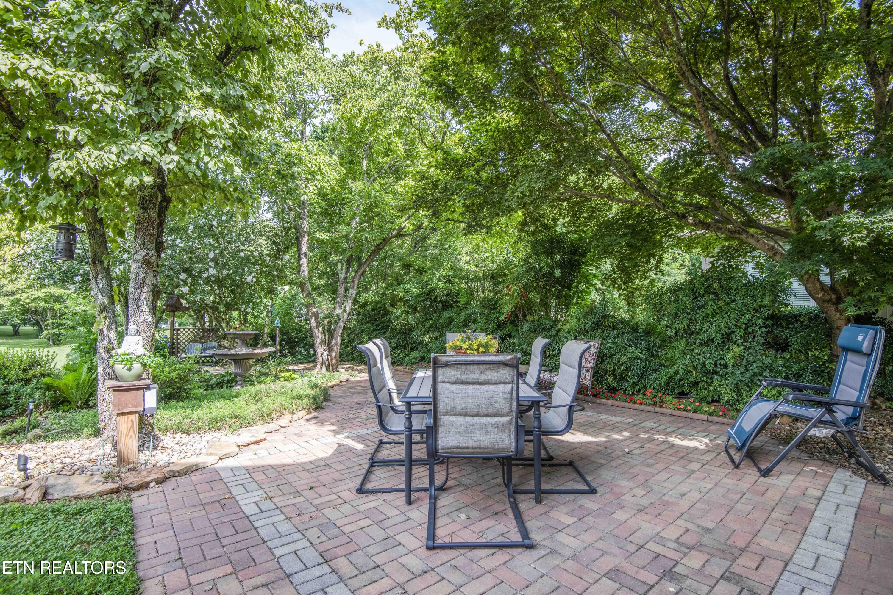 127 Kiowa Way Loudon TN 37774