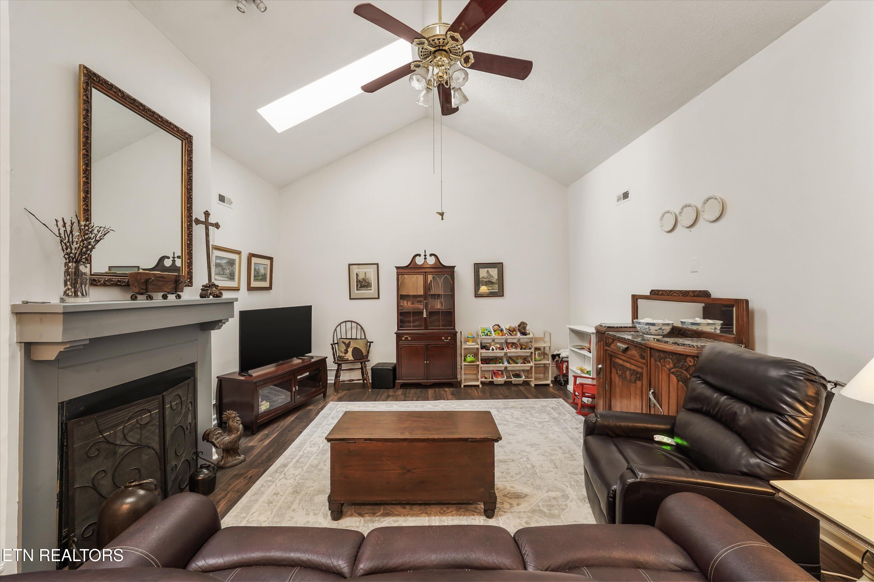 8634 Denmark Street Knoxville TN 37931