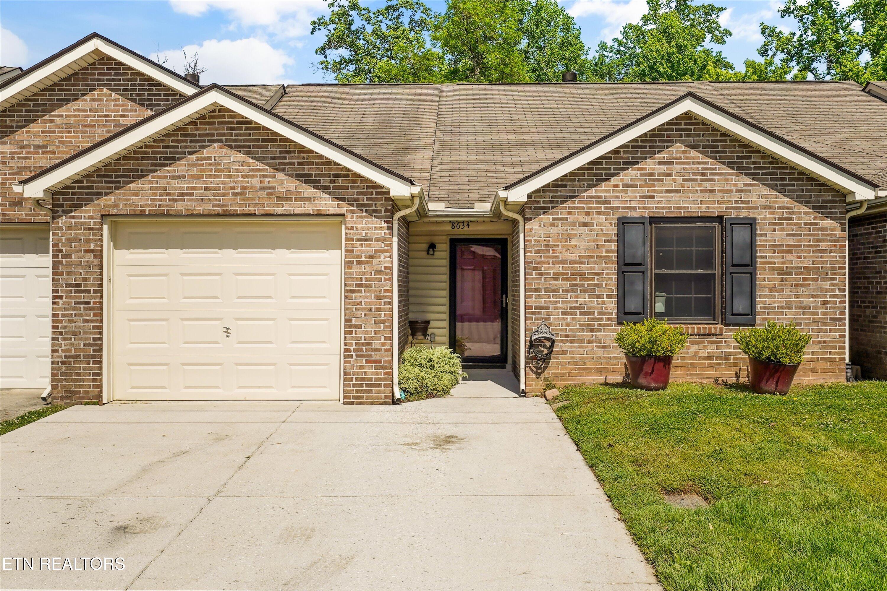 8634 Denmark Street Knoxville TN 37931