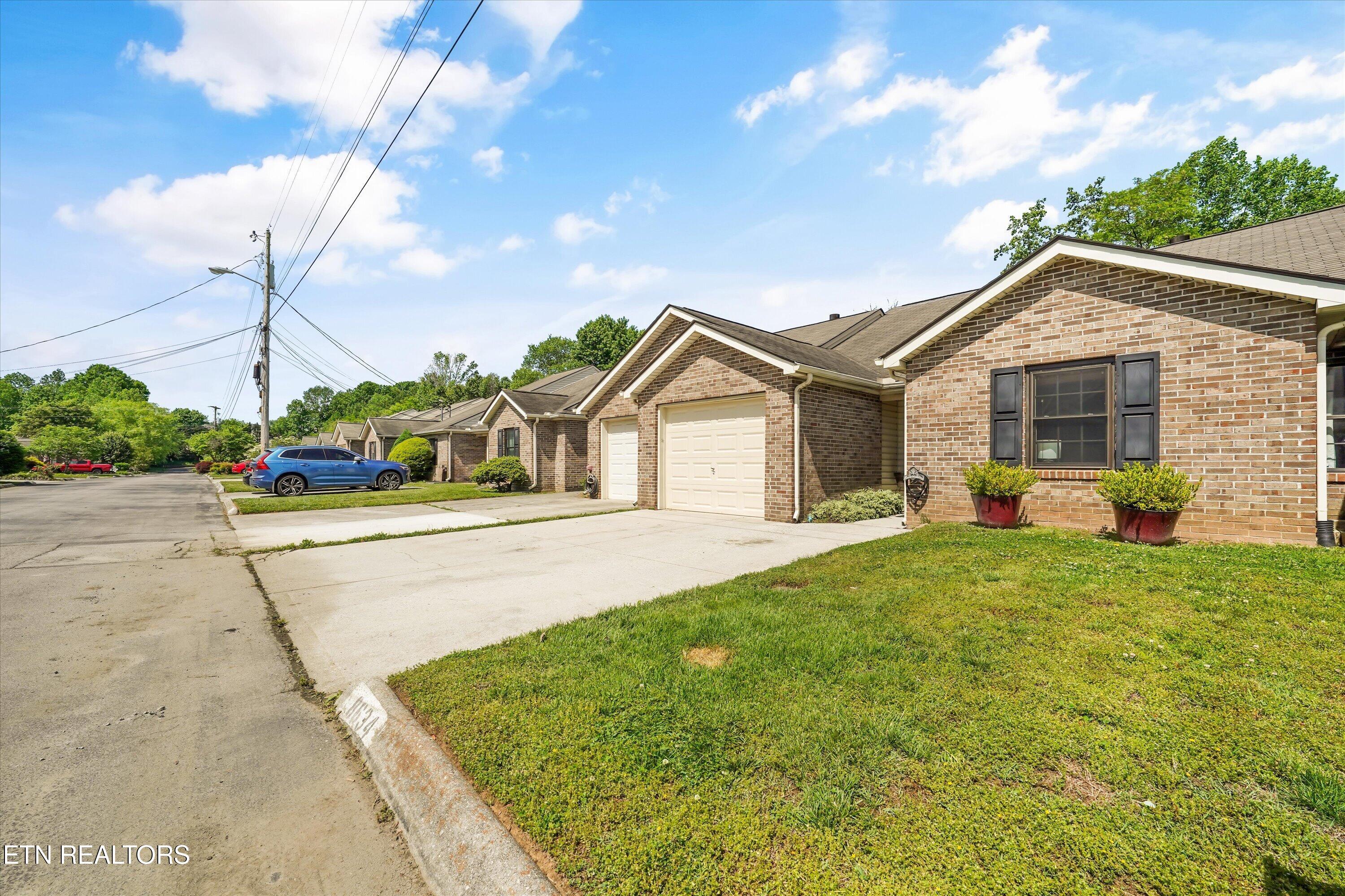 8634 Denmark Street Knoxville TN 37931