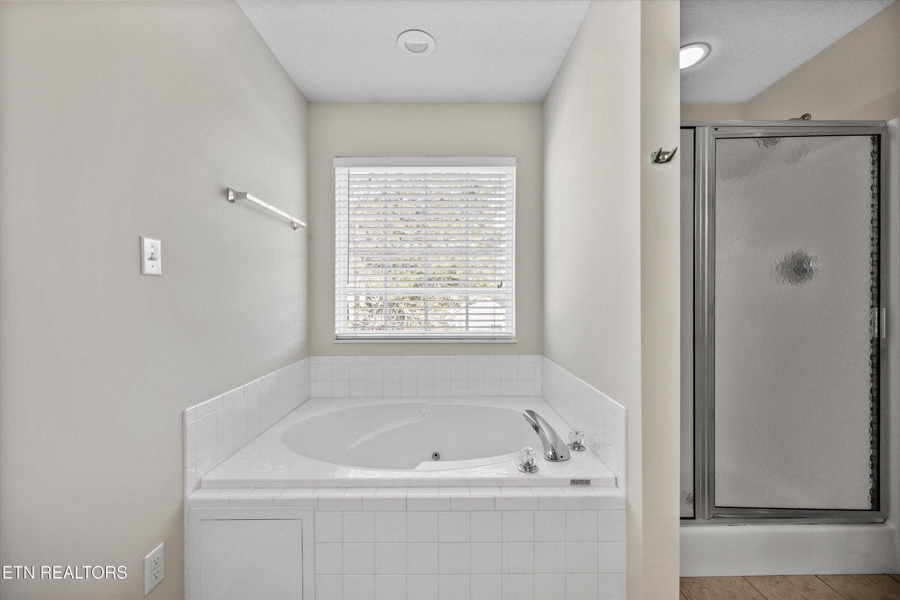 500 Mountain Pass Lane Knoxville TN 37923