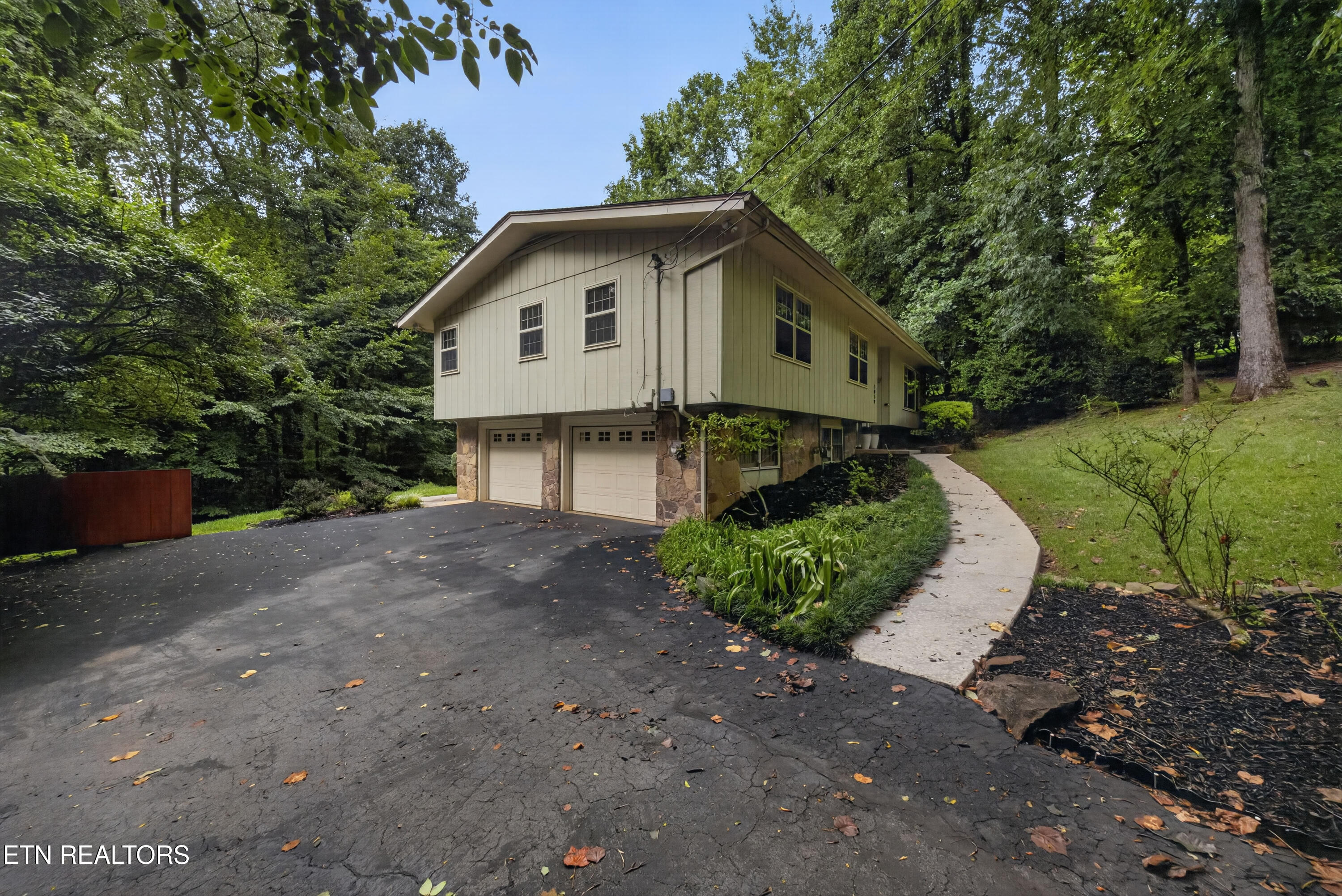 1829 Chicadee Drive Knoxville TN 37919