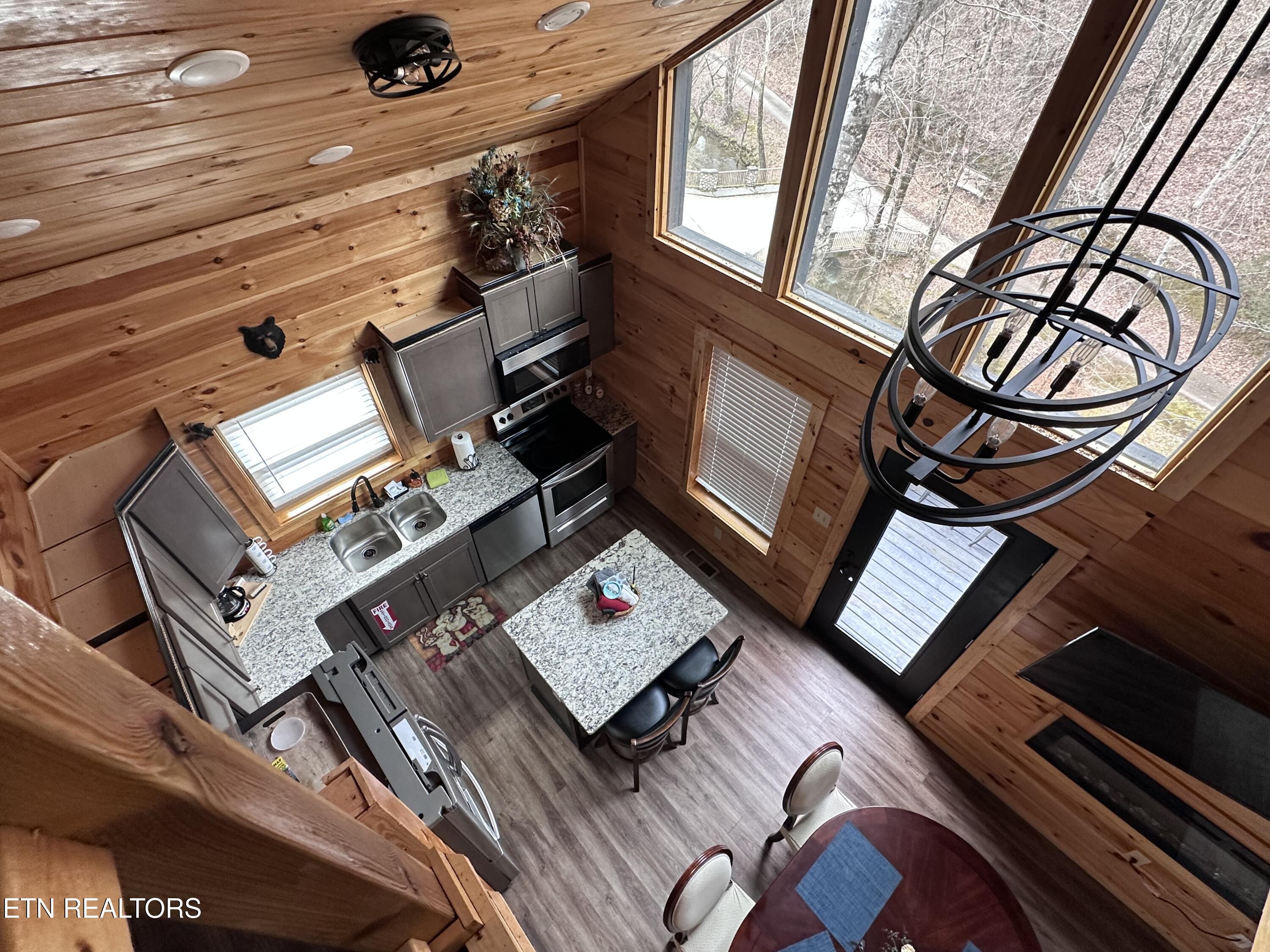 866 Cabin Creek Way Sevierville TN 37862