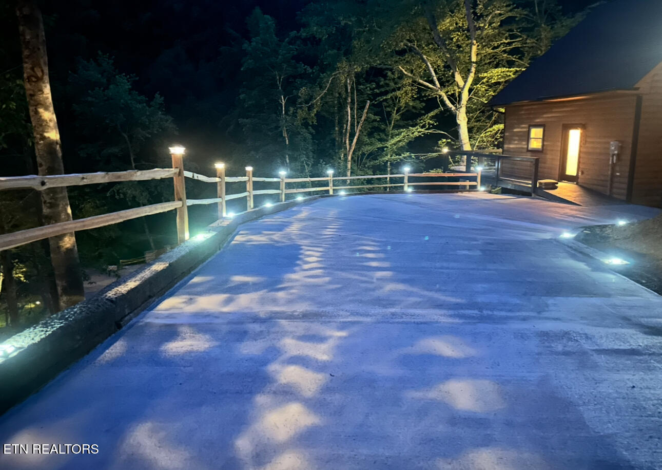 866 Cabin Creek Way Sevierville TN 37862