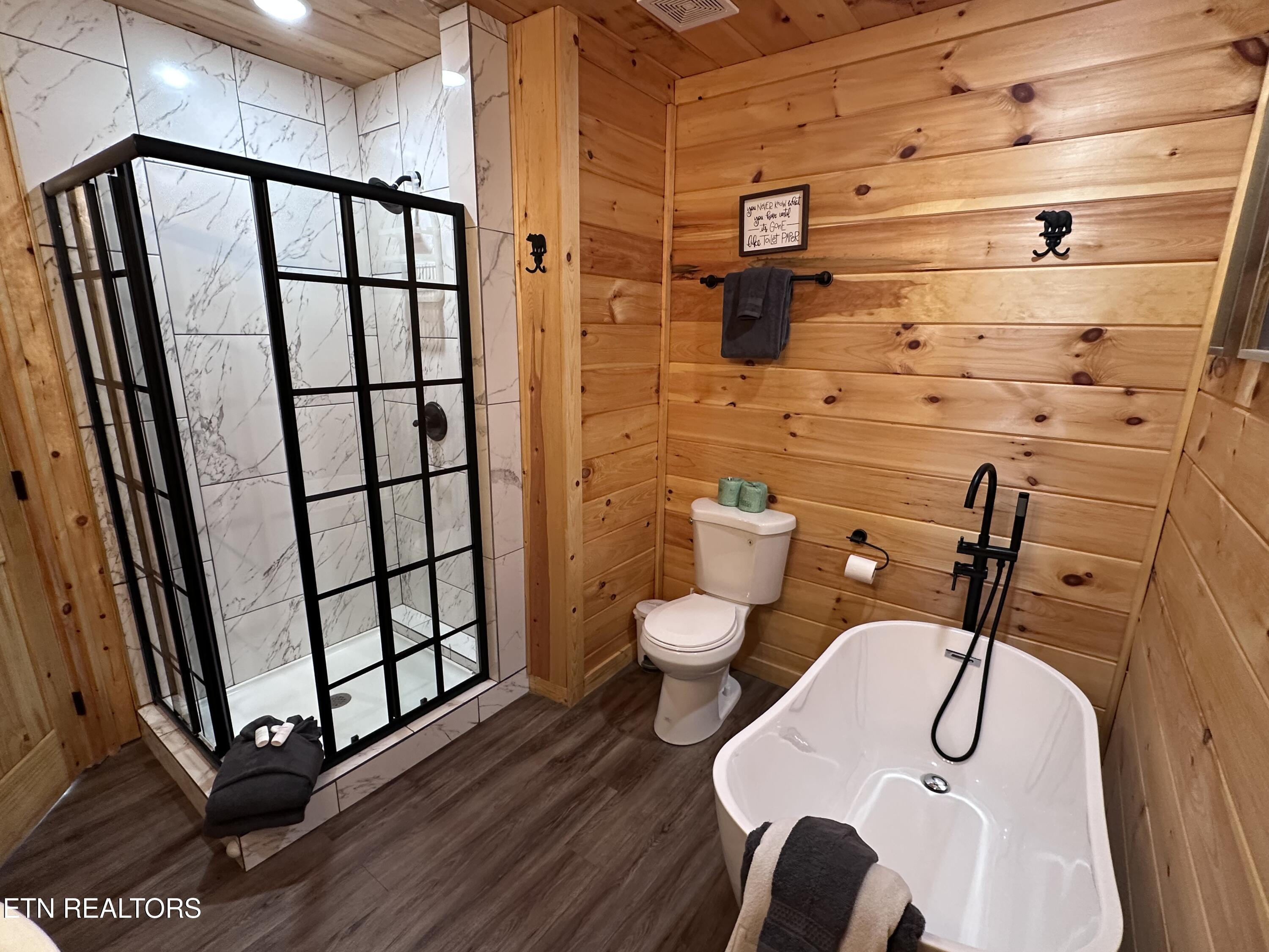 866 Cabin Creek Way Sevierville TN 37862