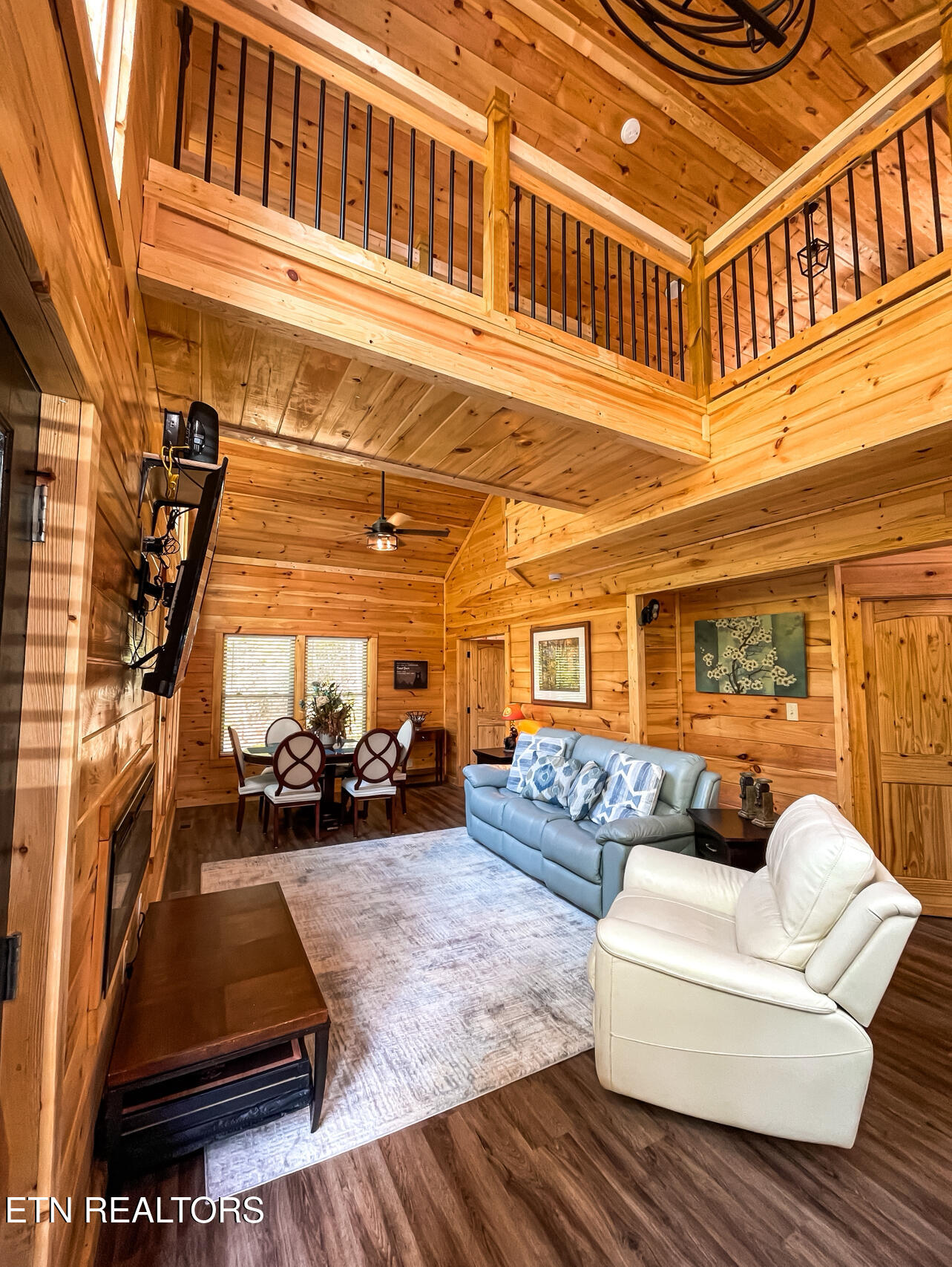 866 Cabin Creek Way Sevierville TN 37862