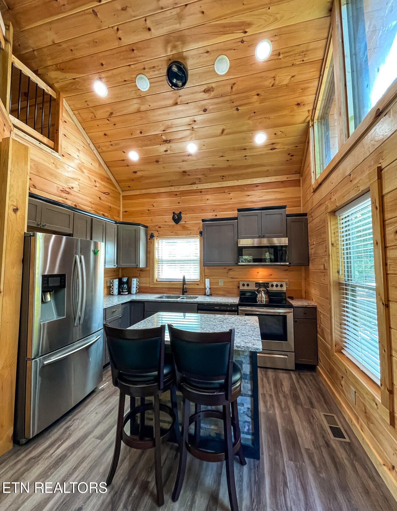866 Cabin Creek Way Sevierville TN 37862