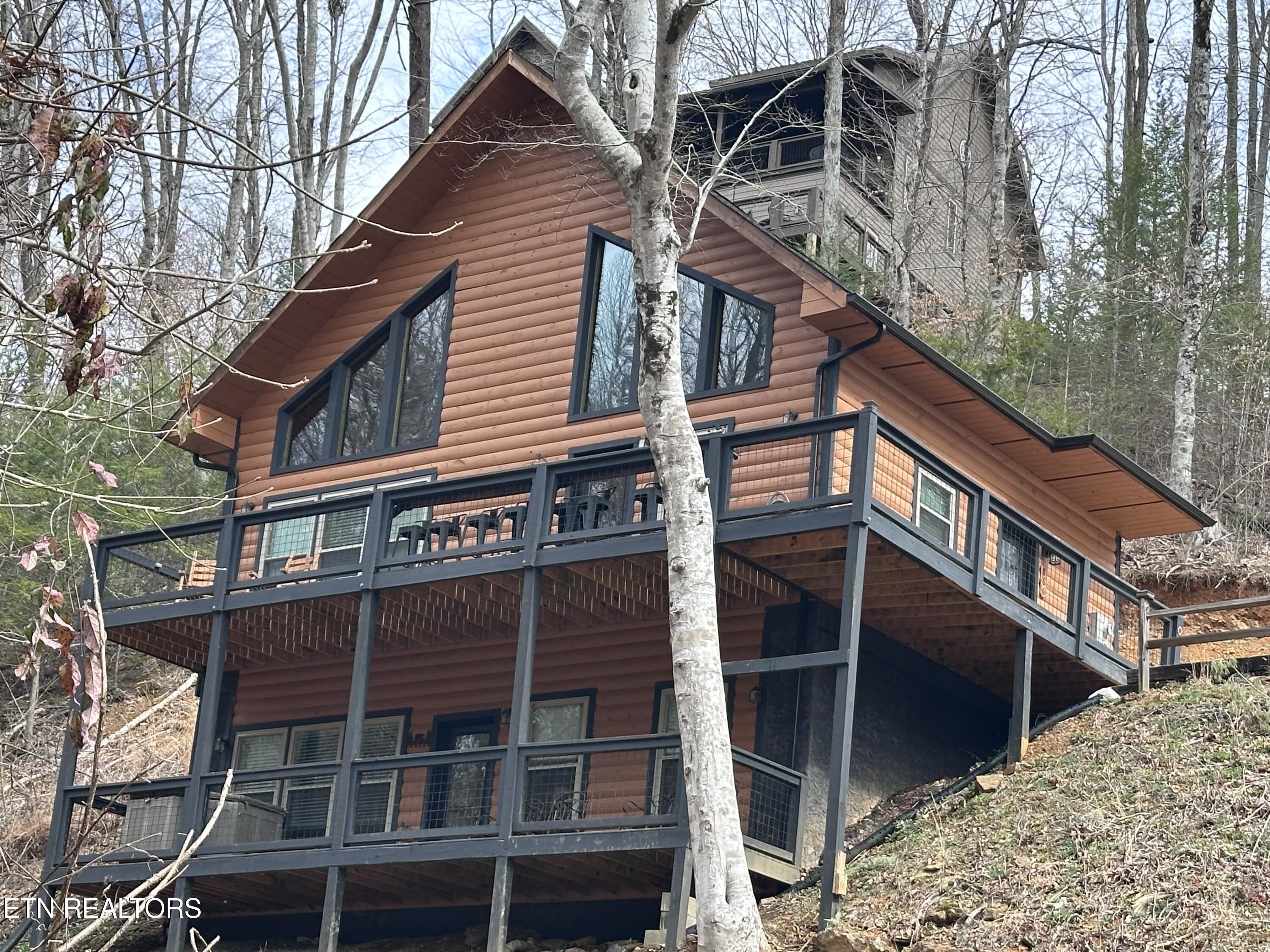 866 Cabin Creek Way Sevierville TN 37862