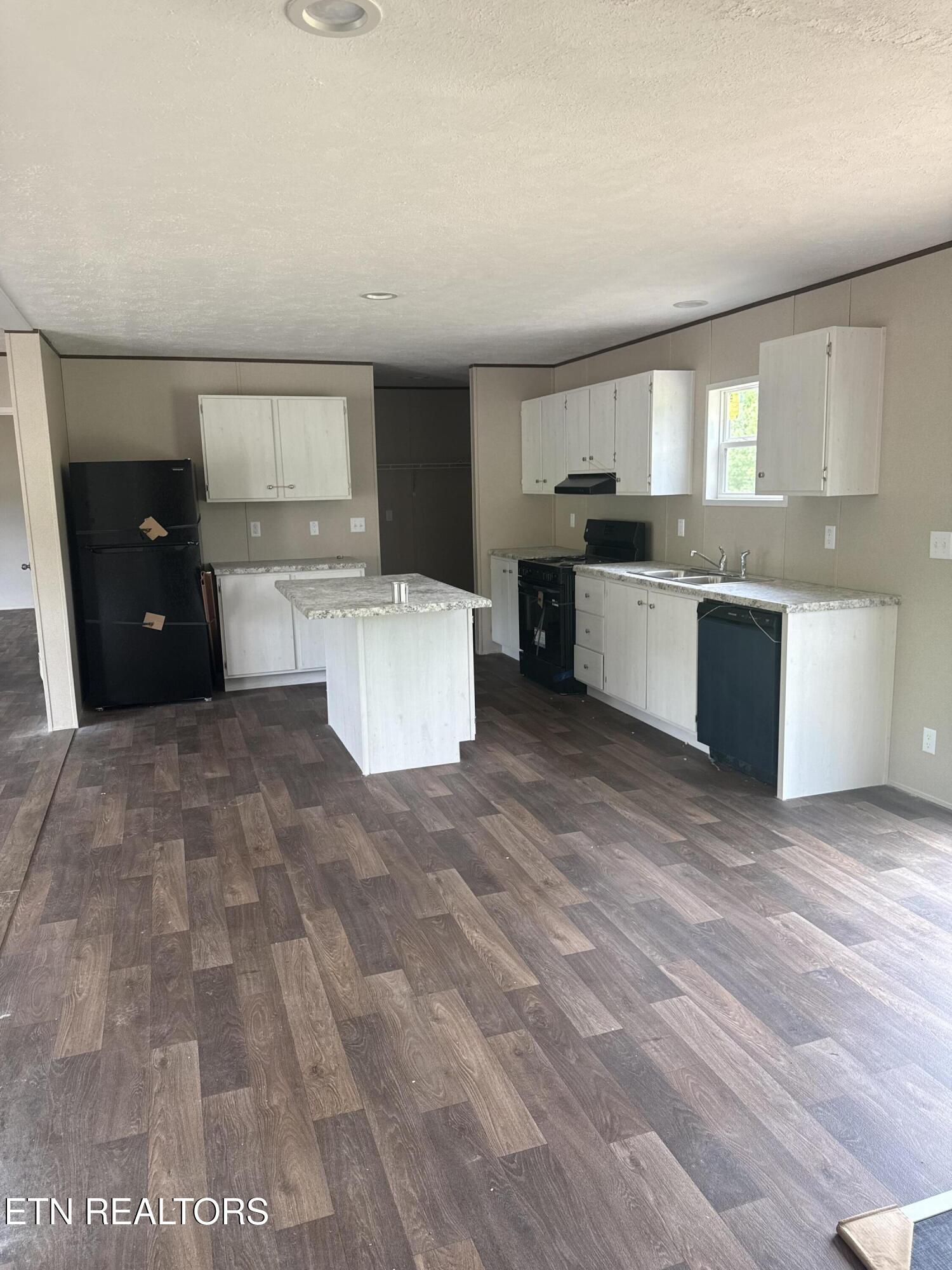 5380 Rutledge Pike Rutledge TN 37861