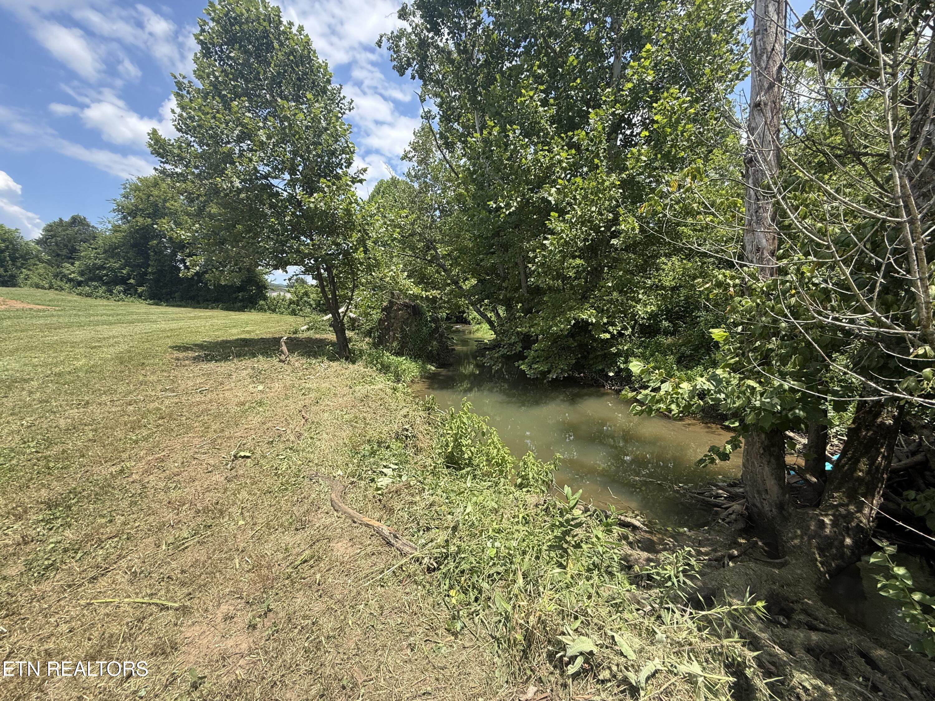 5380 Rutledge Pike Rutledge TN 37861