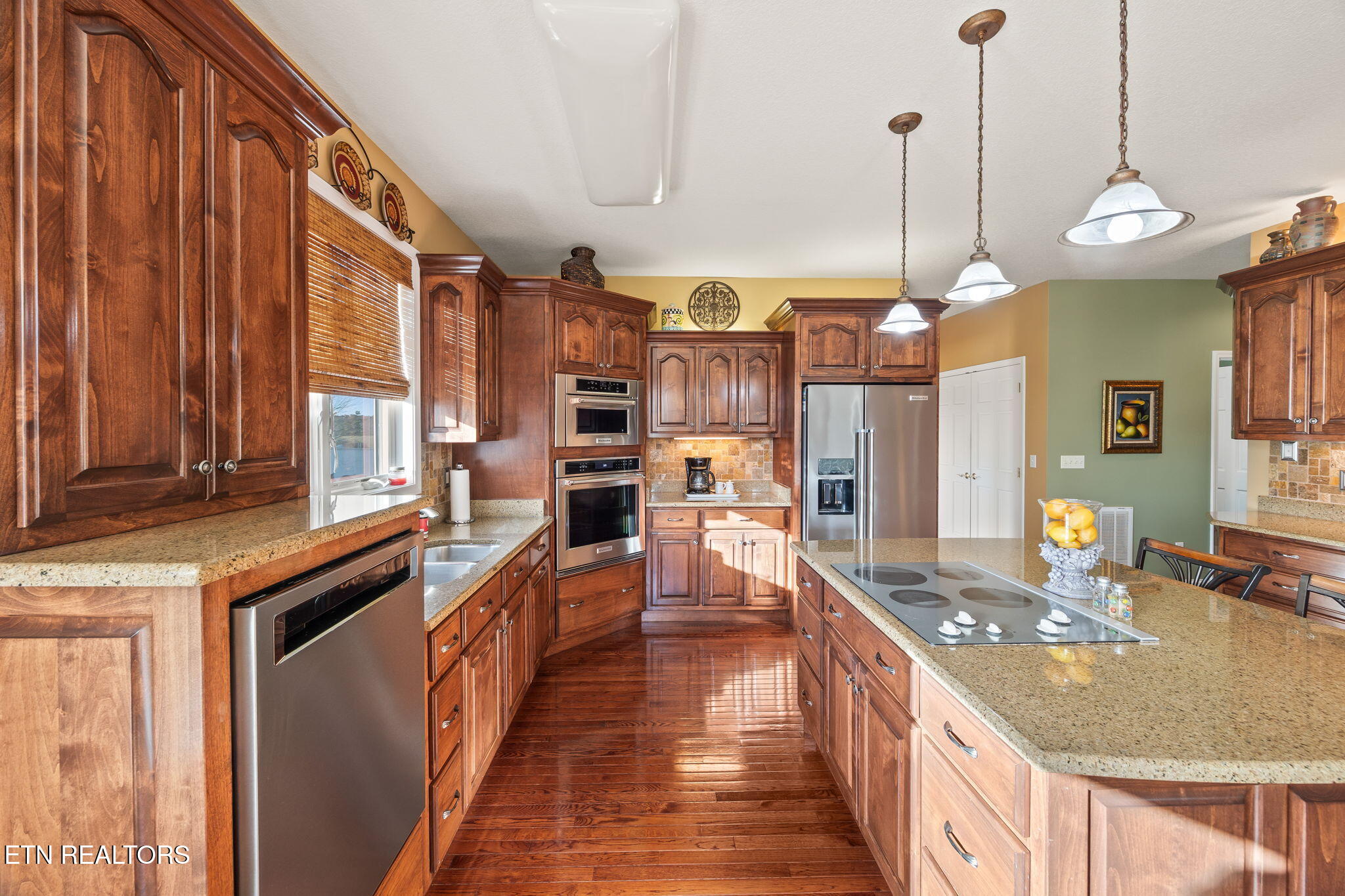 135 Austin Lane Deer Lodge TN 37726