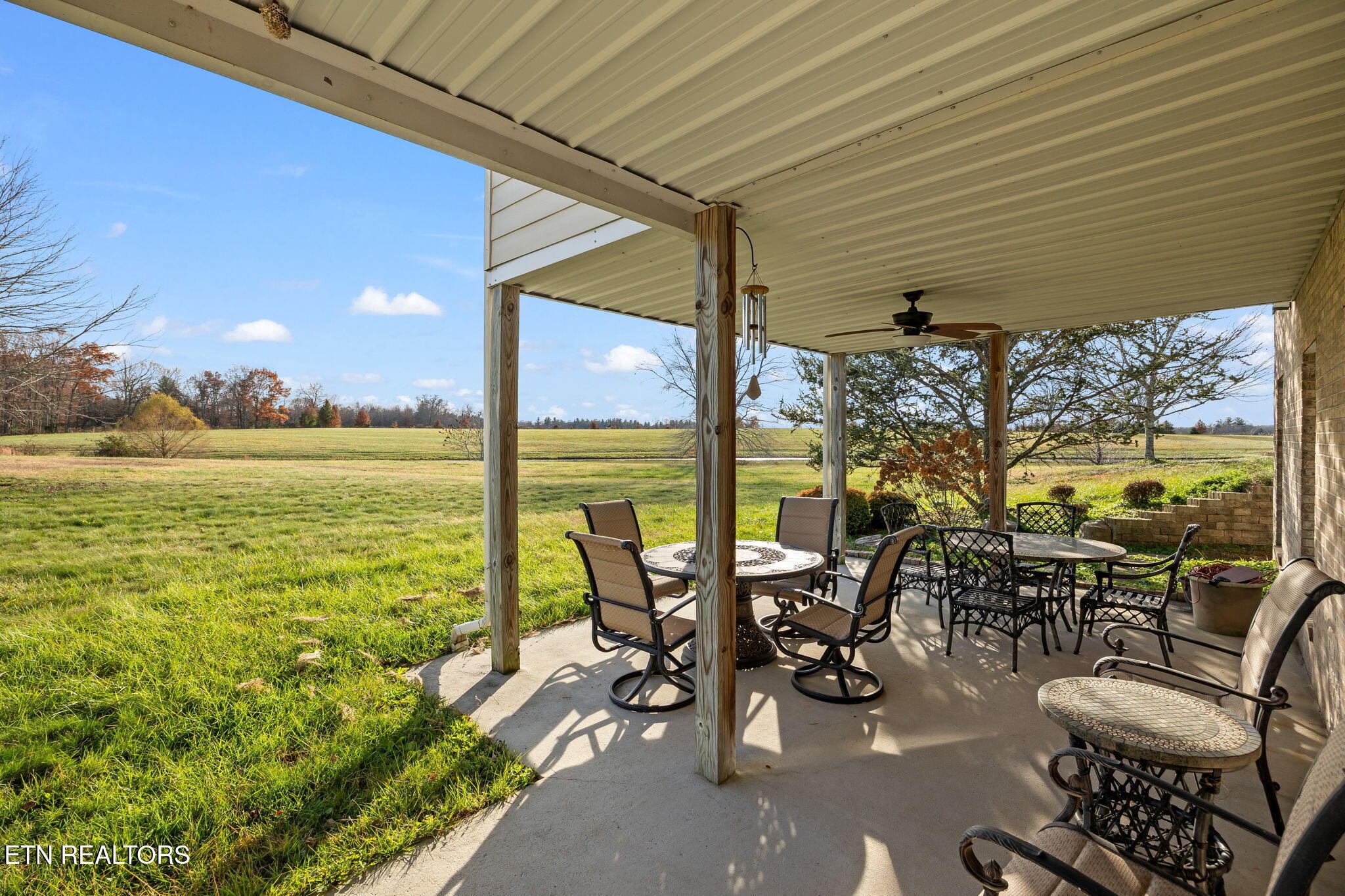 135 Austin Lane Deer Lodge TN 37726
