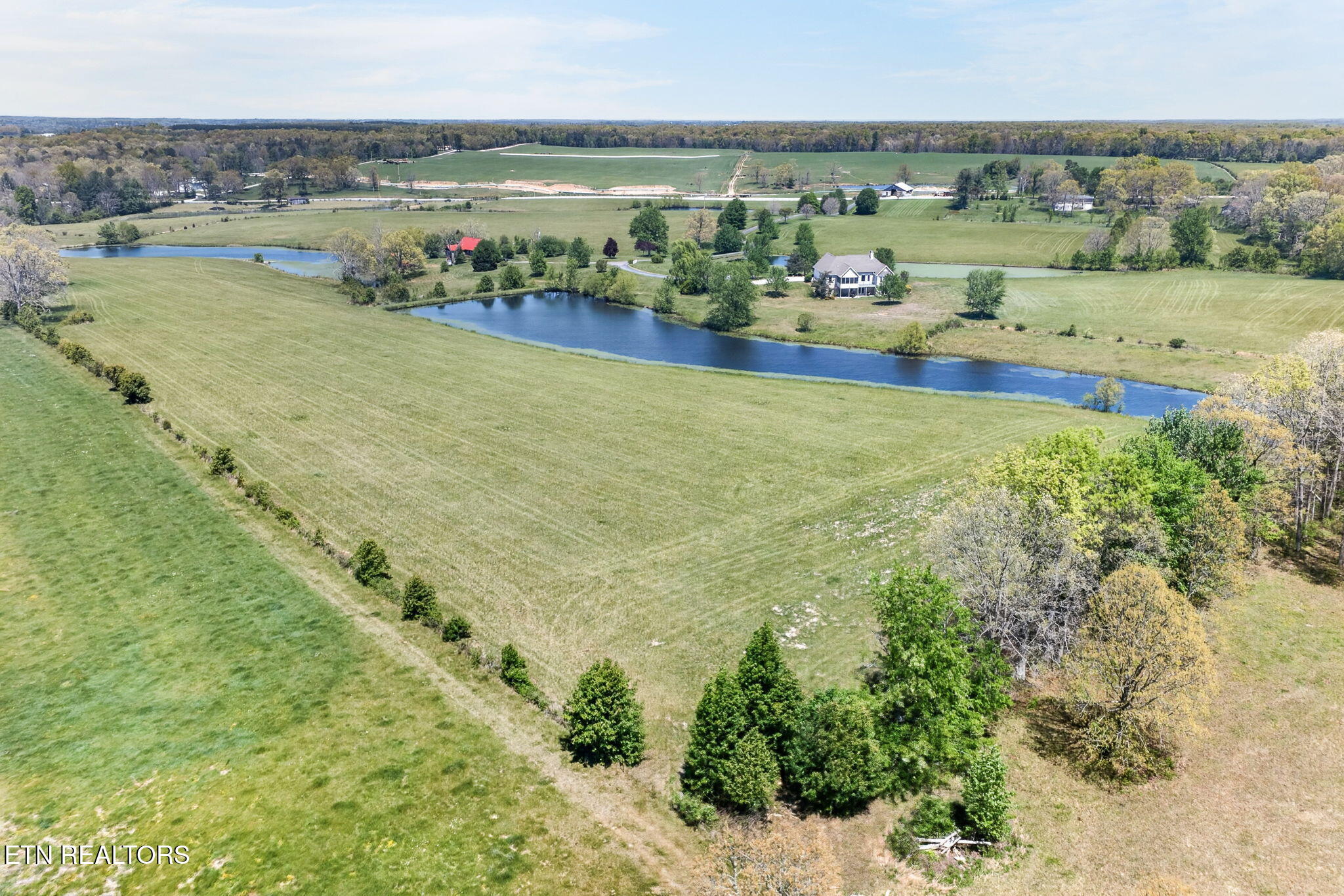 135 Austin Lane Deer Lodge TN 37726