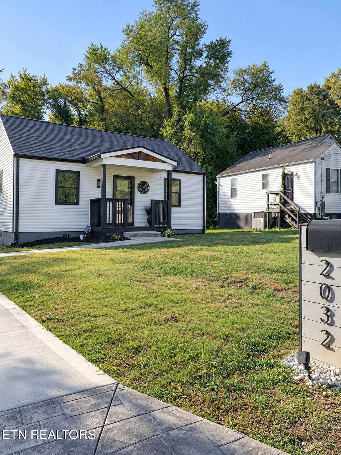 2032 Seminole Avenue Knoxville TN 37915