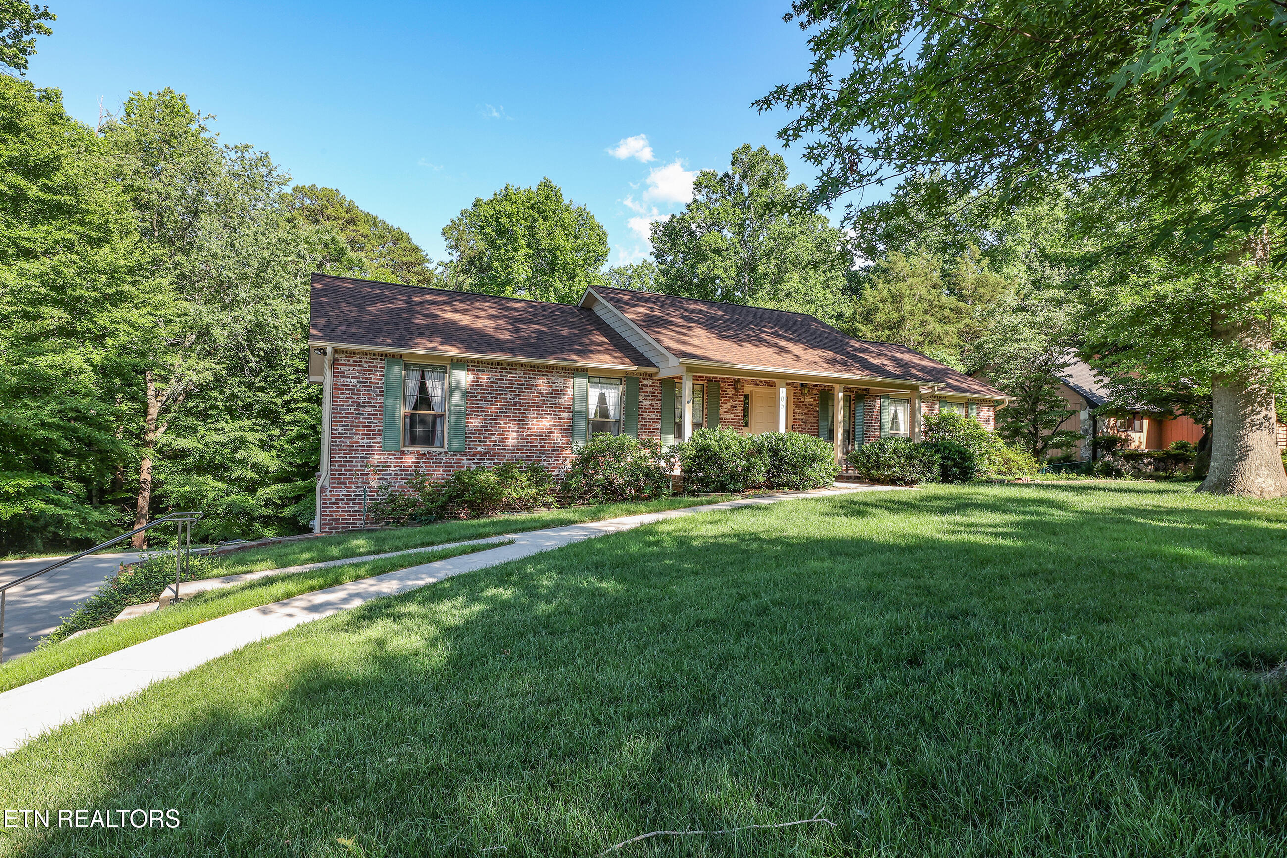 105 Claymore Lane Oak Ridge TN 37830