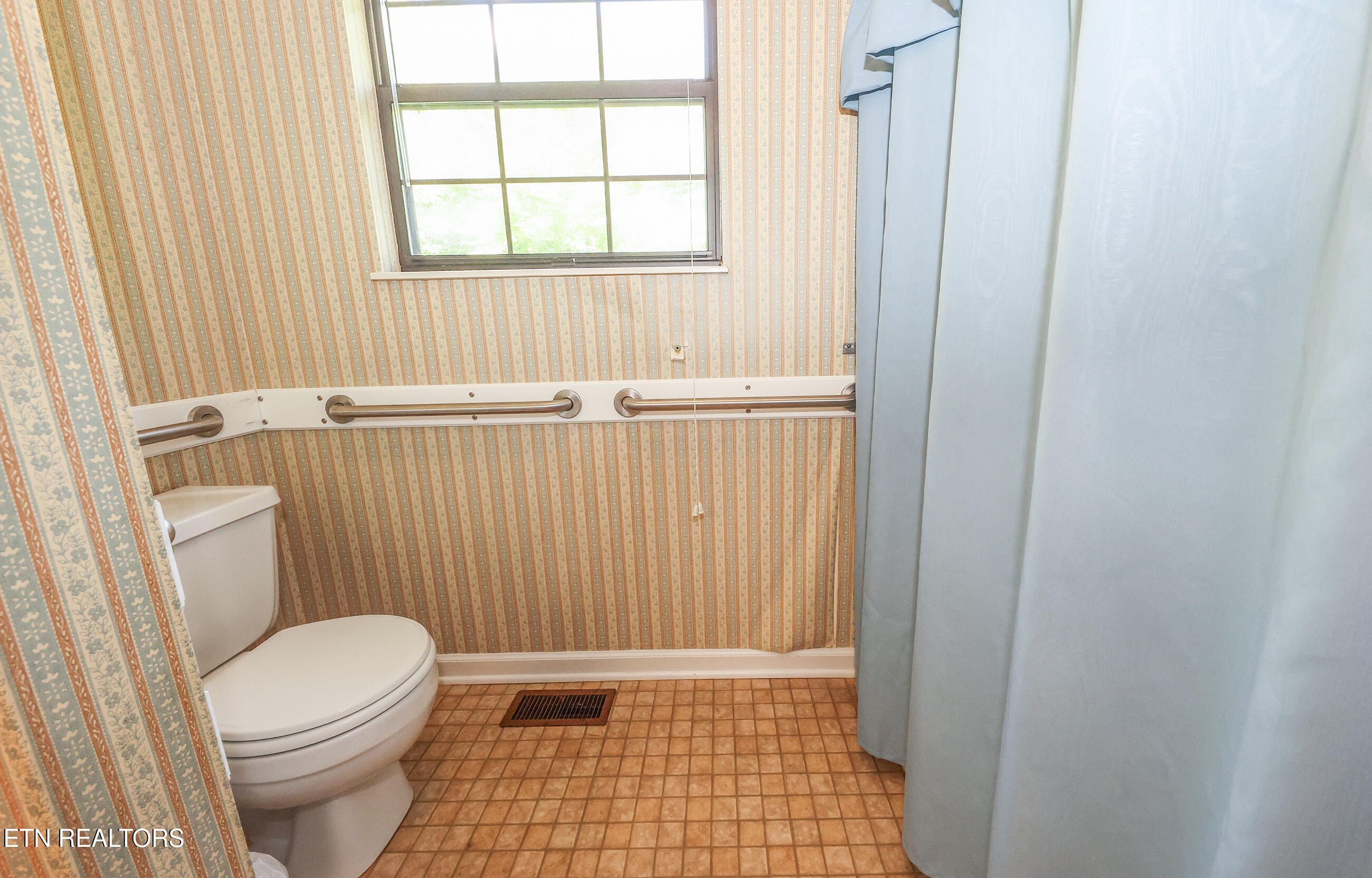 105 Claymore Lane Oak Ridge TN 37830