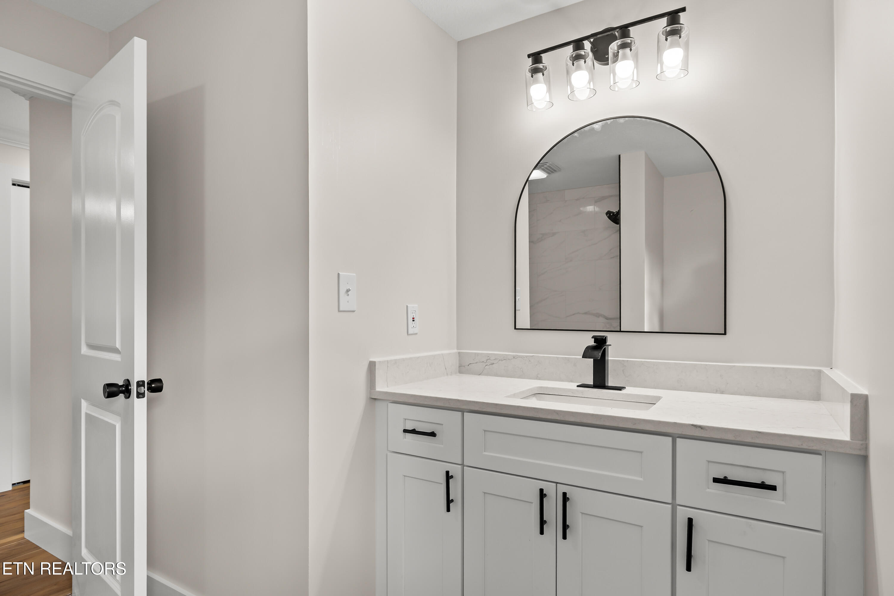 5848 Solar Drive Knoxville TN 37921
