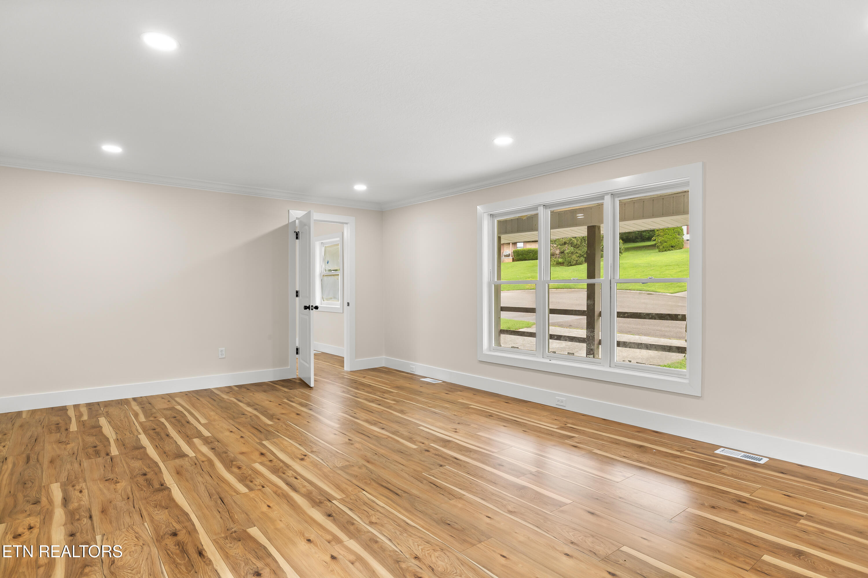 5848 Solar Drive Knoxville TN 37921