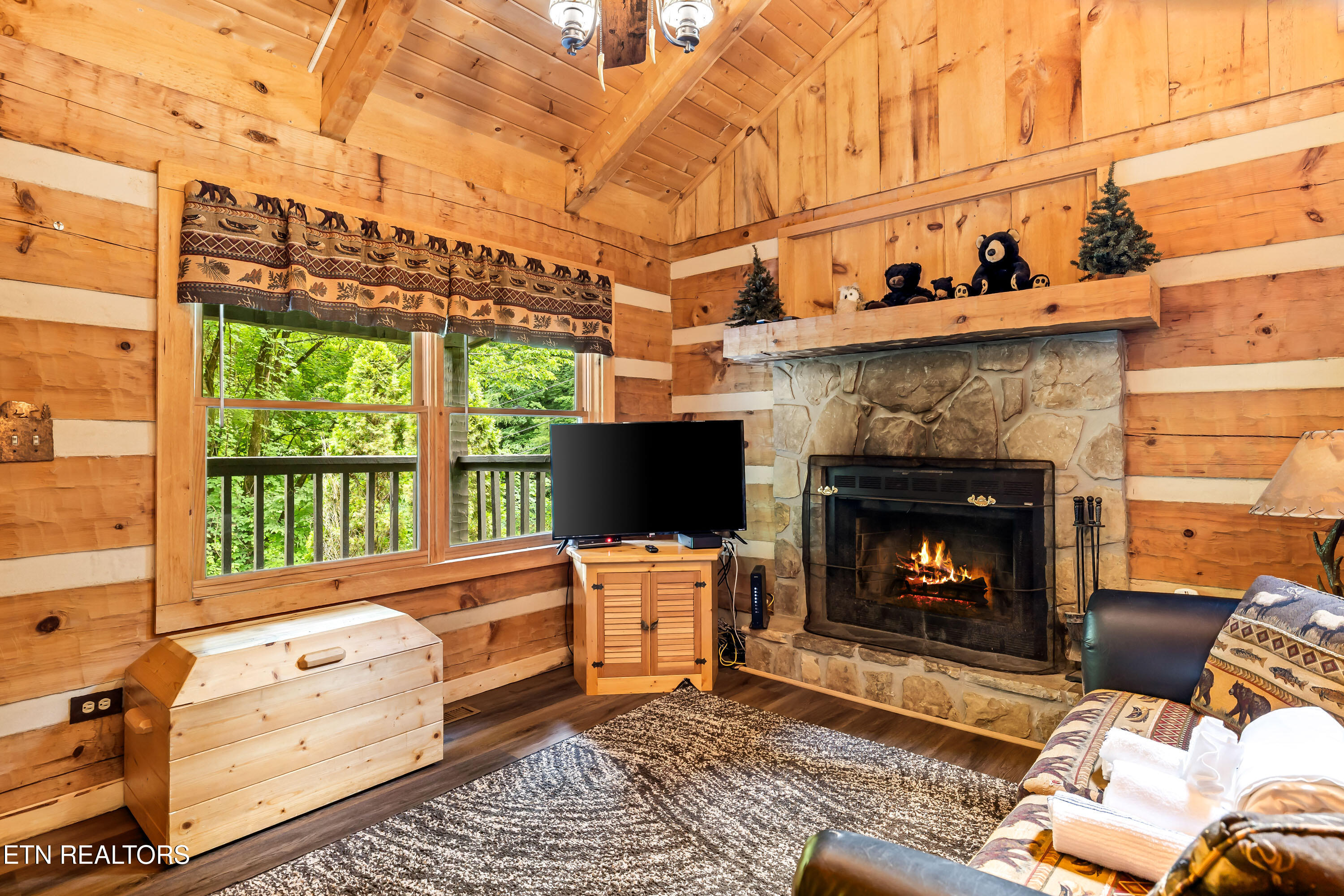 2320 Foxwell Way Sevierville TN 37876