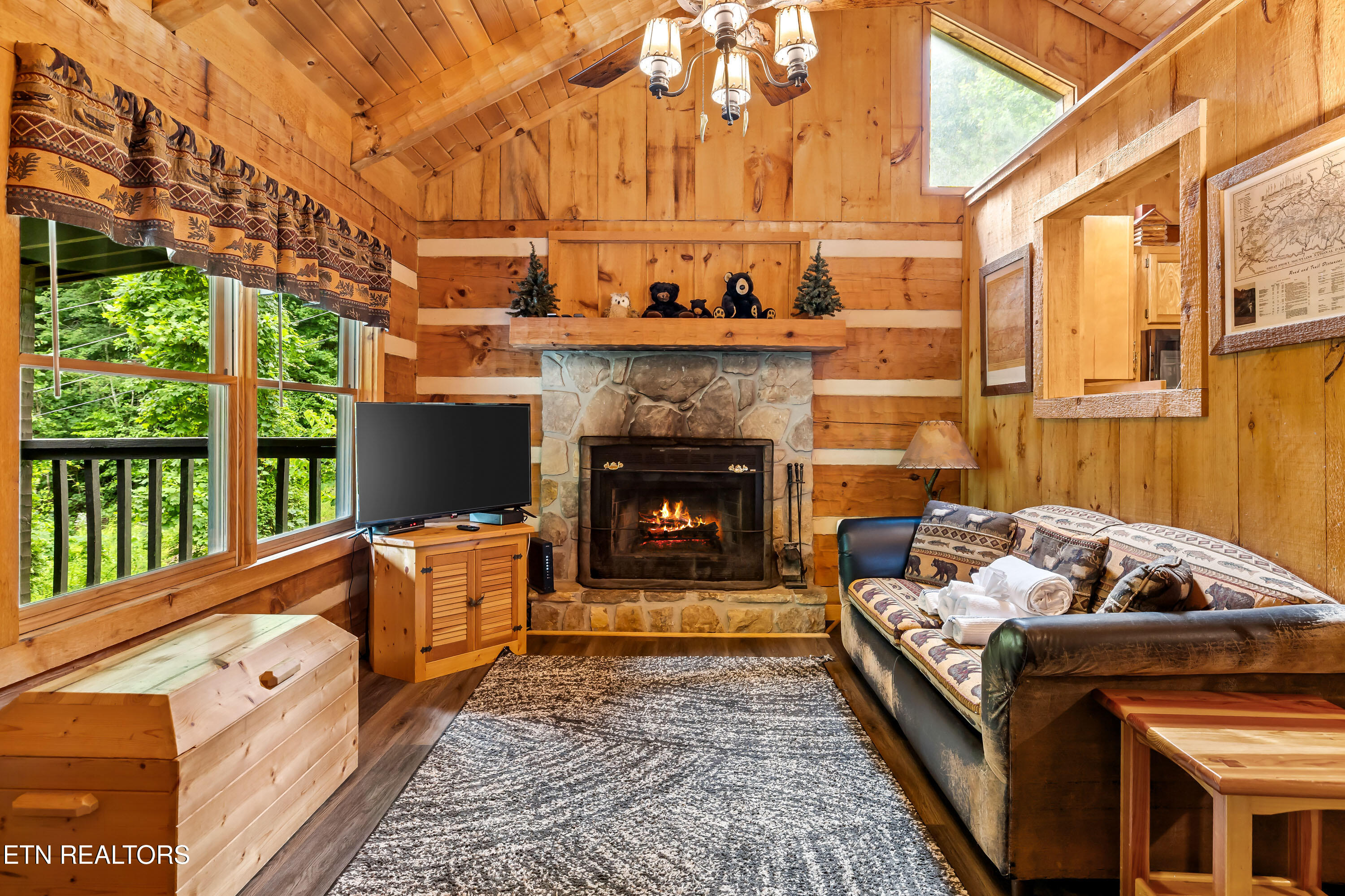 2320 Foxwell Way Sevierville TN 37876