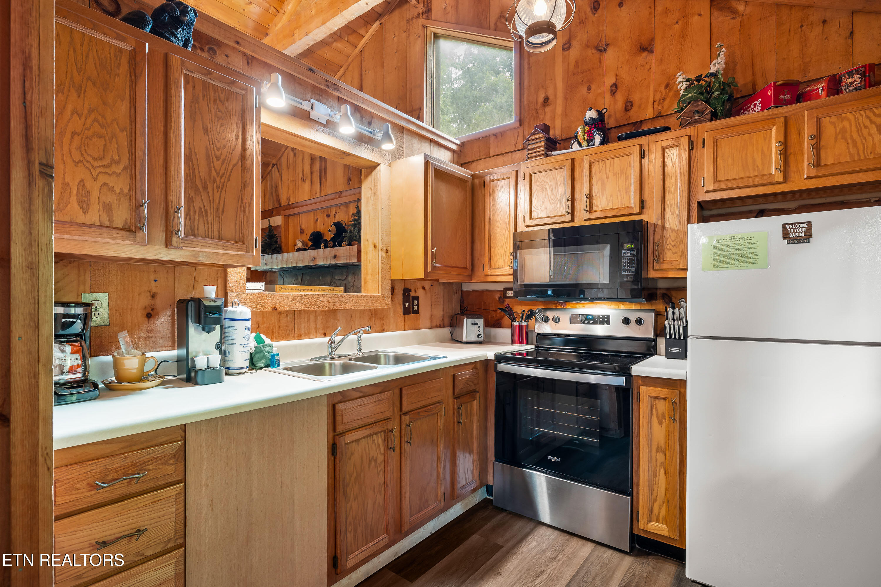 2320 Foxwell Way Sevierville TN 37876
