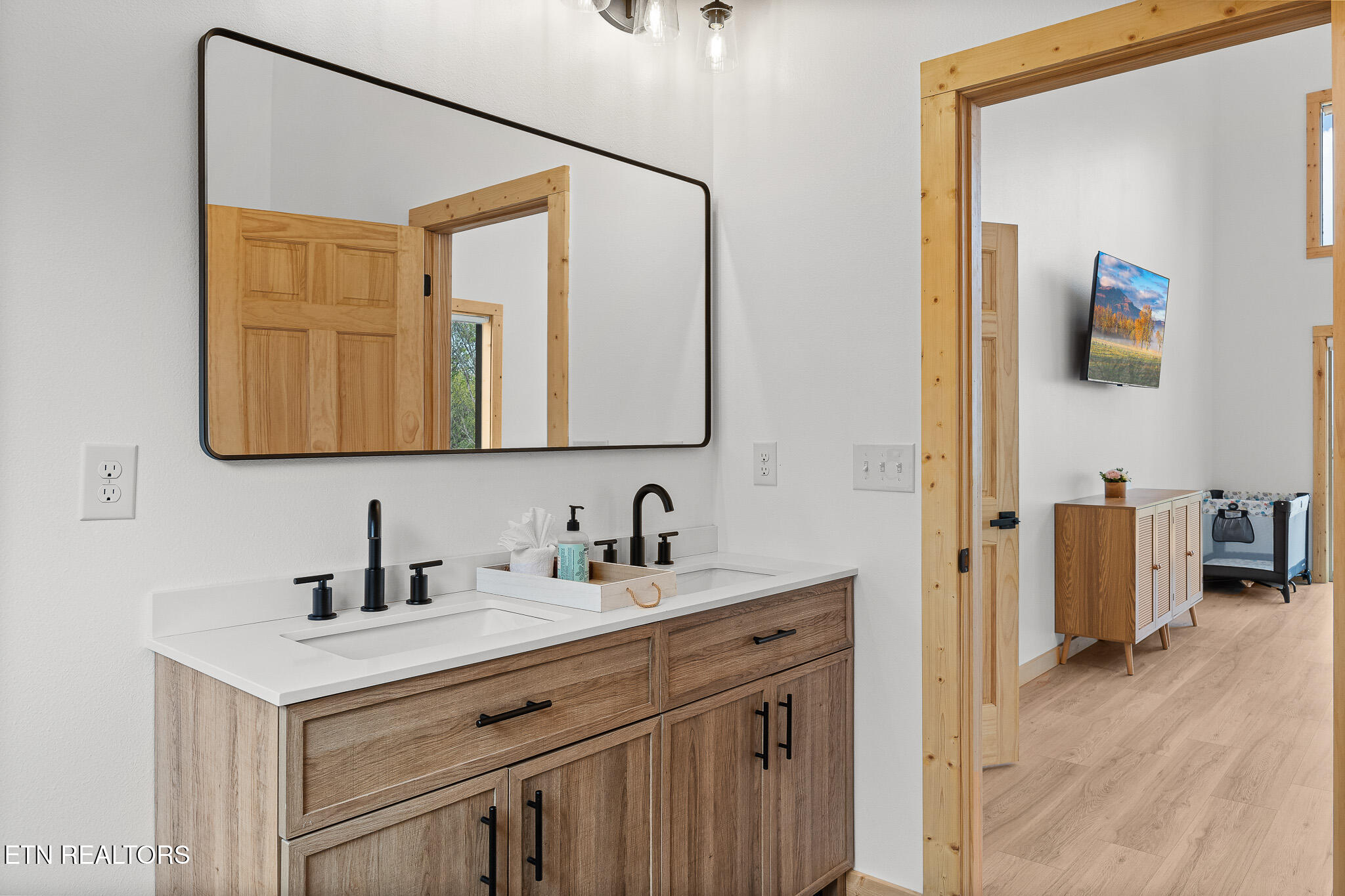 738 & 742 Smokerise Drive Gatlinburg TN 37738