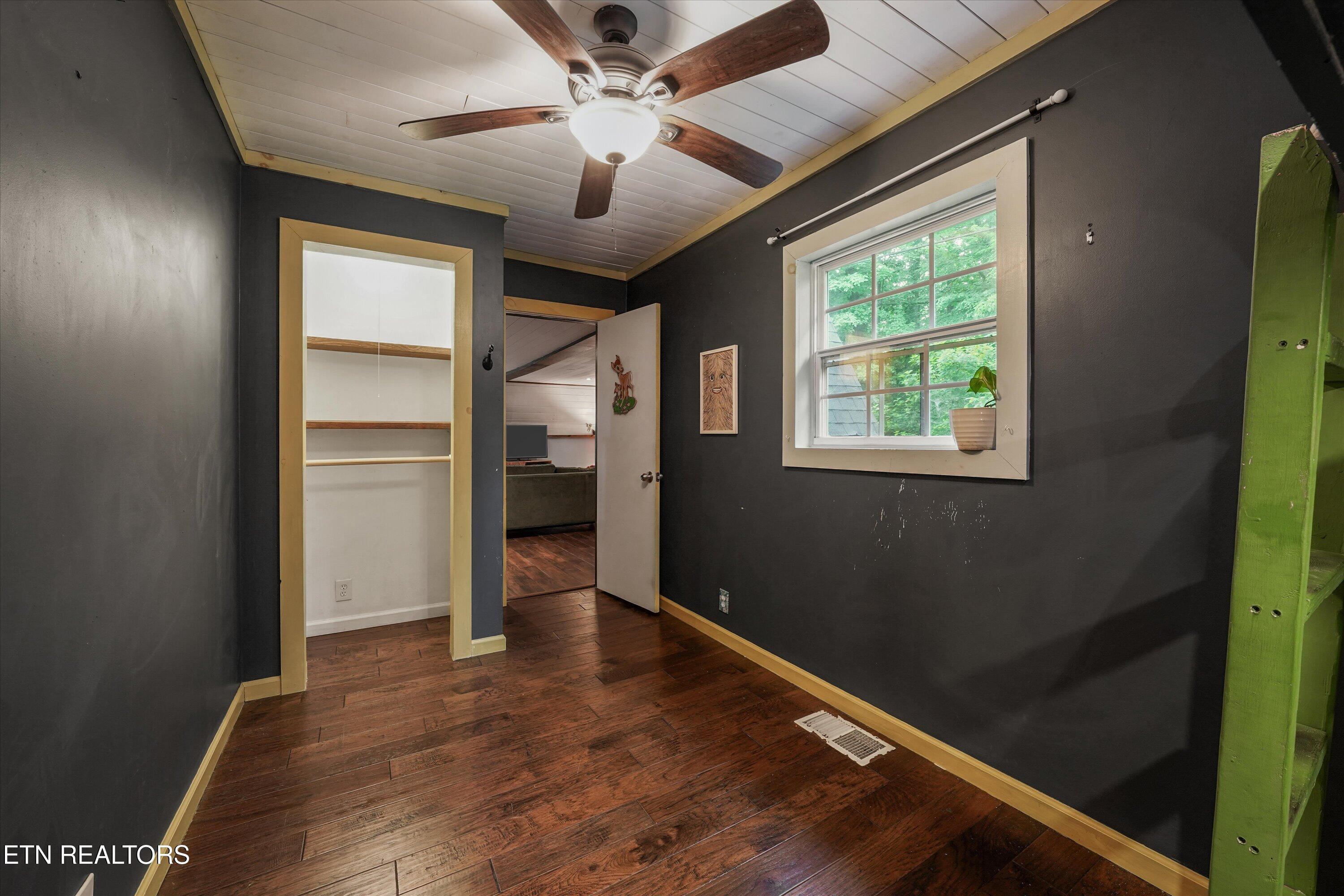 1535 Mayflower Lane Dandridge TN 37725