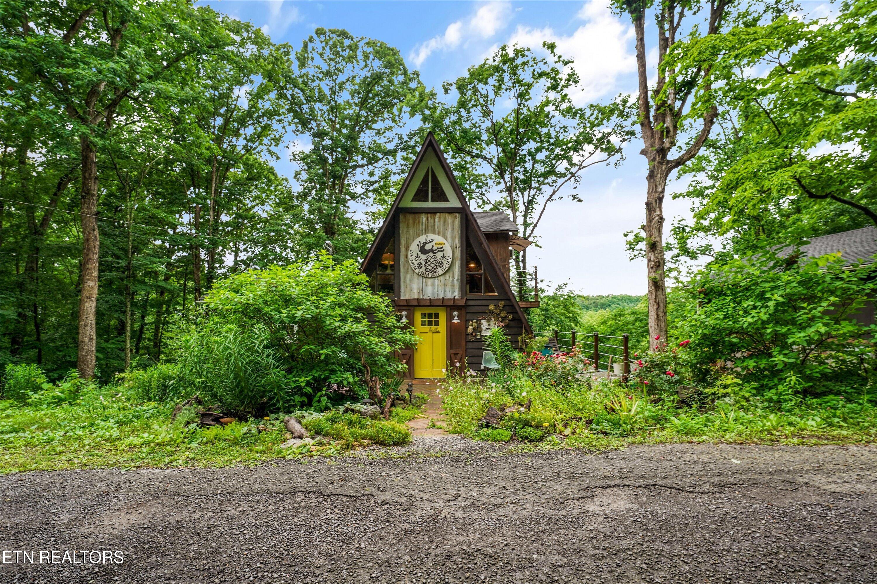 1535 Mayflower Lane Dandridge TN 37725