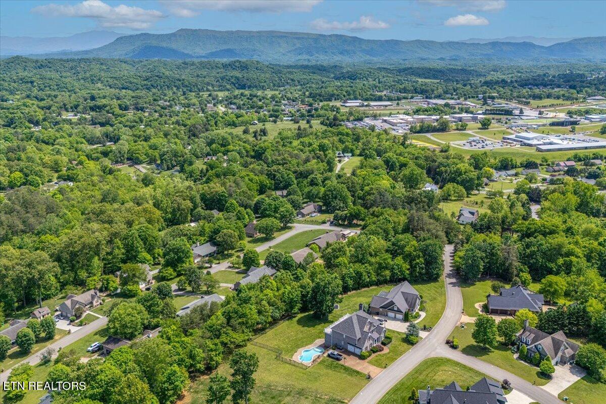 817 Pioneer Drive Seymour TN 37865