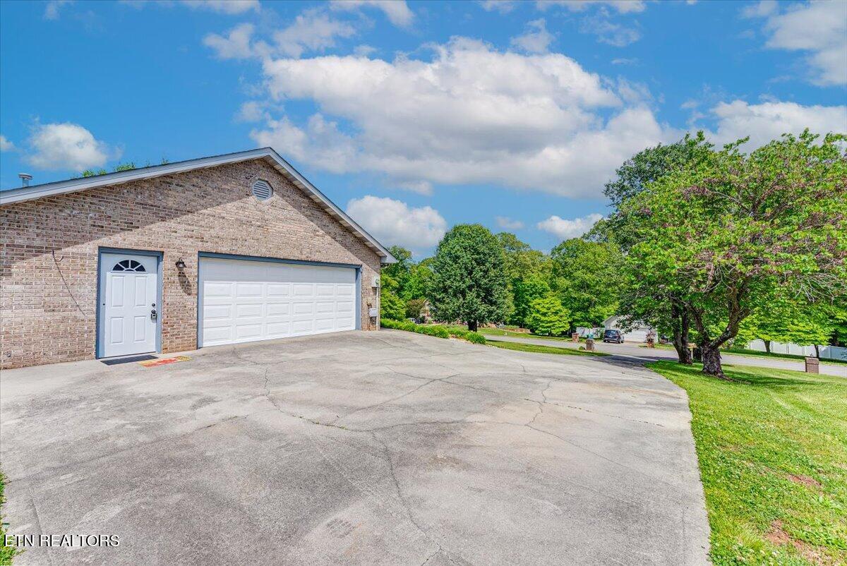 817 Pioneer Drive Seymour TN 37865