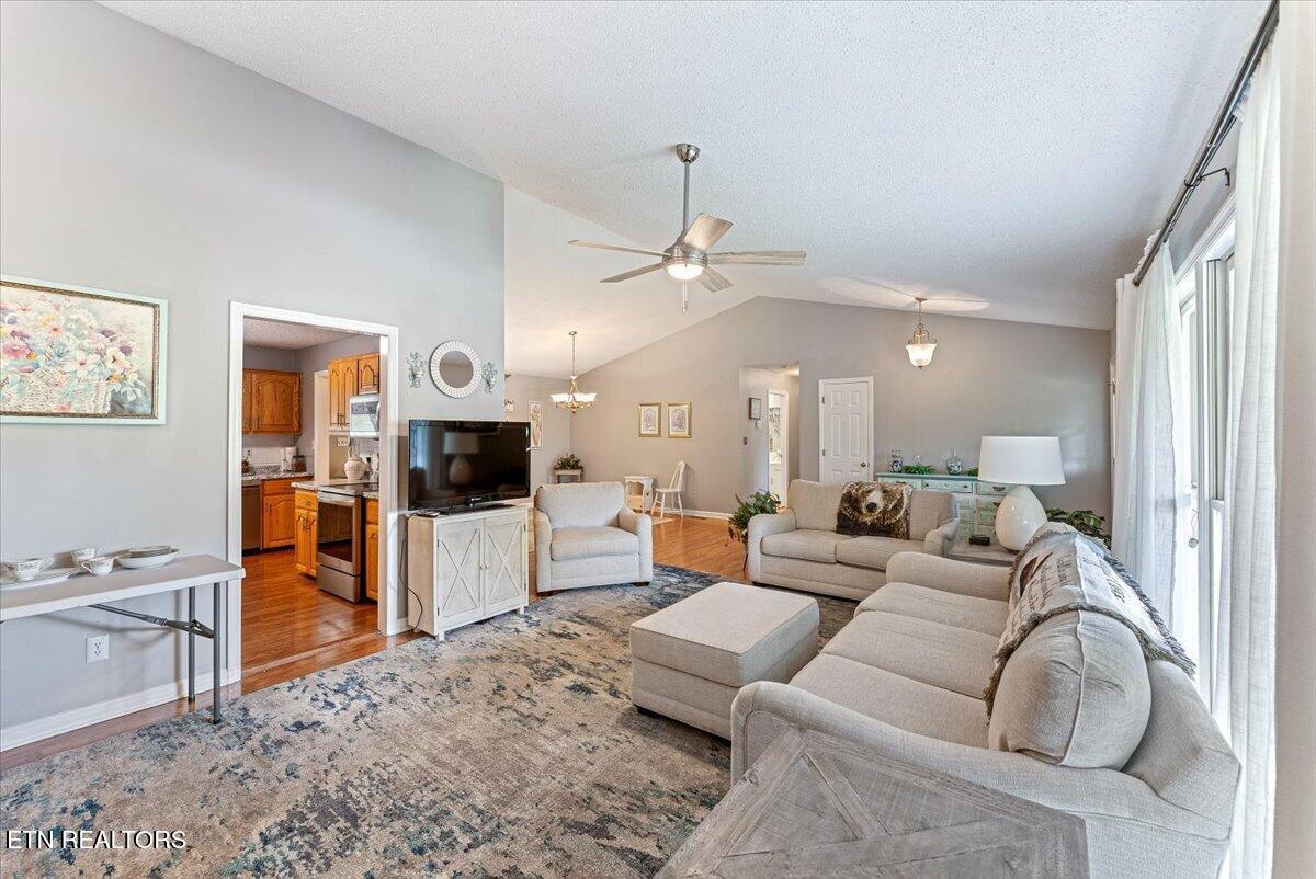 817 Pioneer Drive Seymour TN 37865