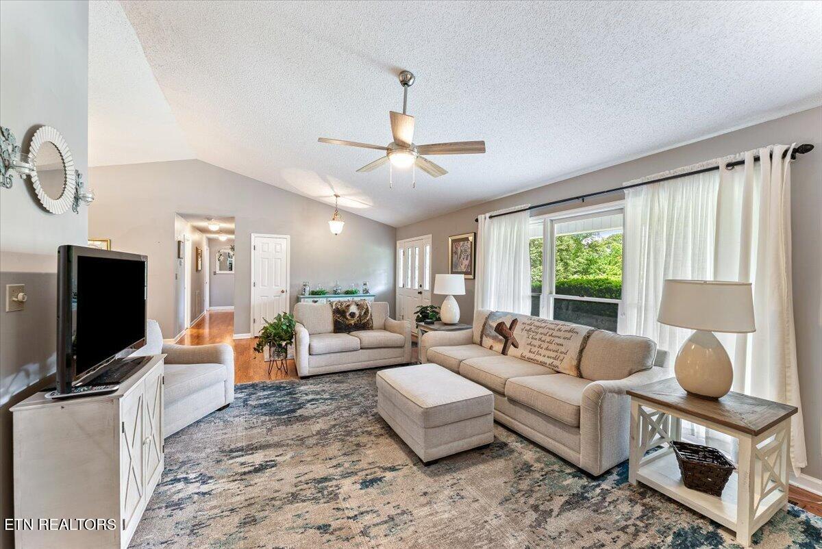 817 Pioneer Drive Seymour TN 37865