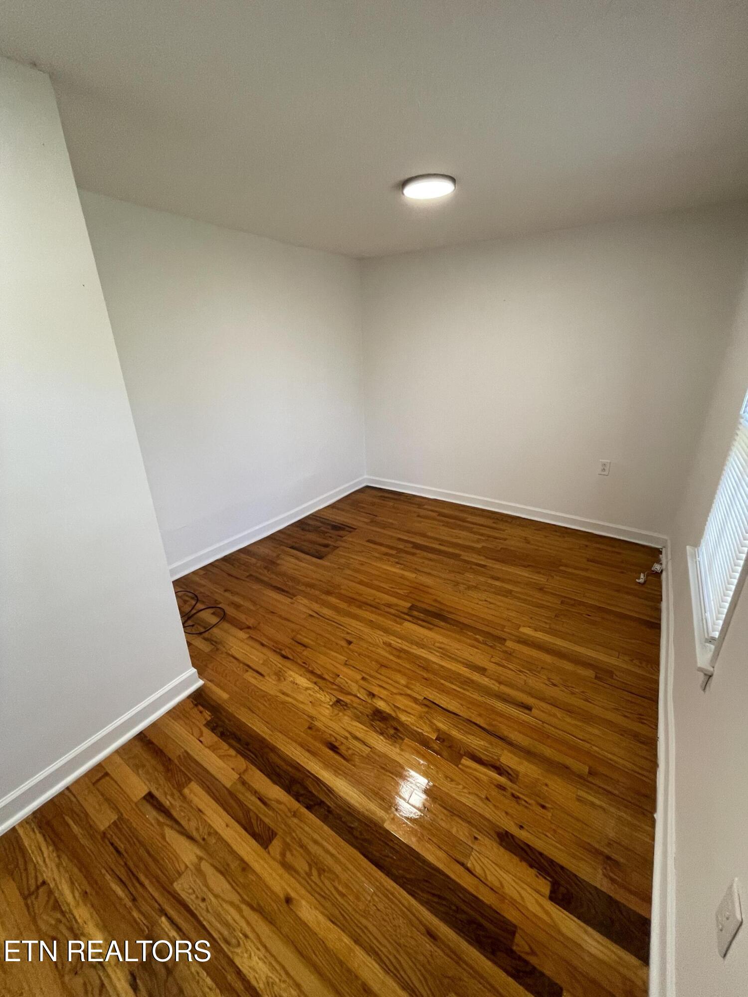 723 N Kingston Avenue Rockwood TN 37854
