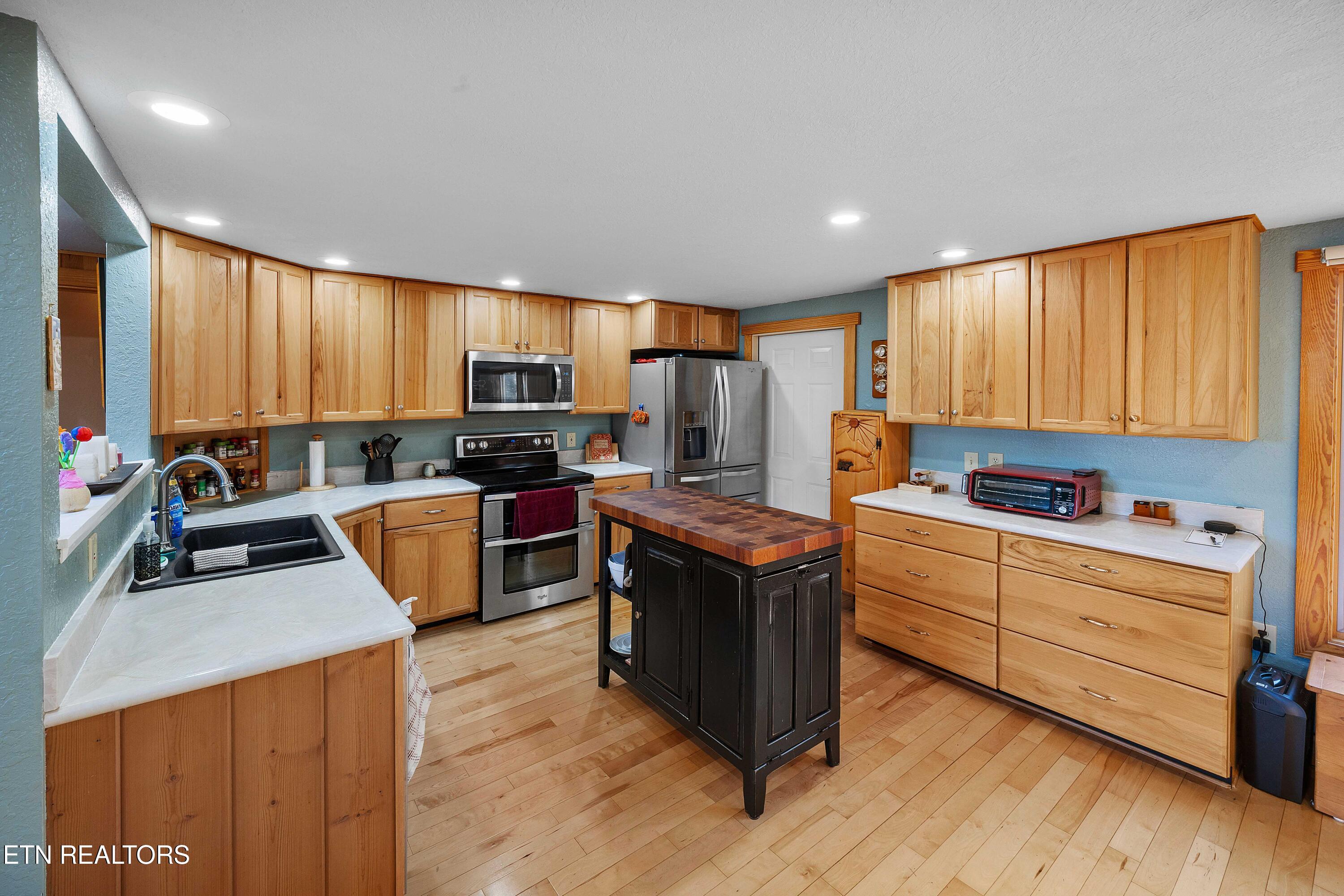 414 Gold Road Cosby TN 37722