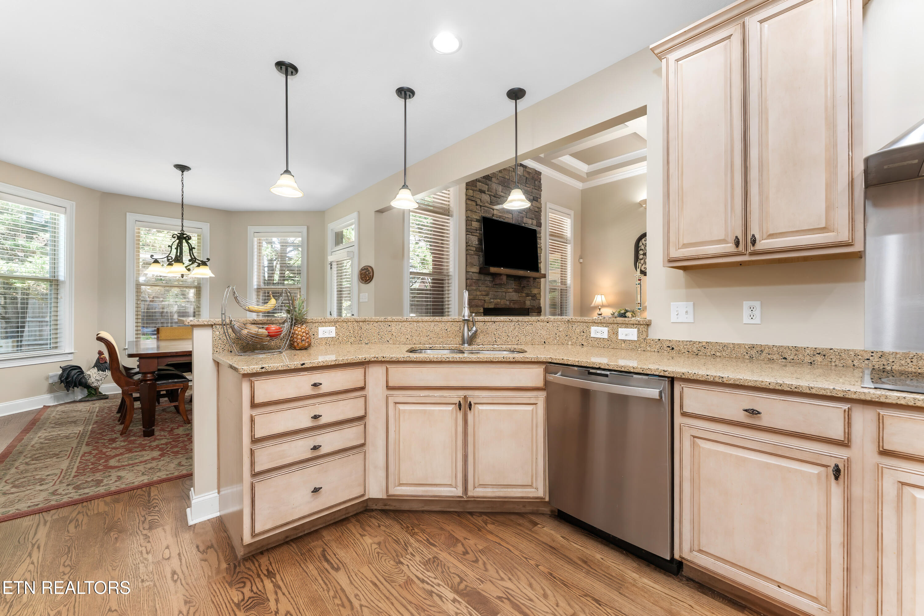 1746 Burnside Drive Maryville TN 37801