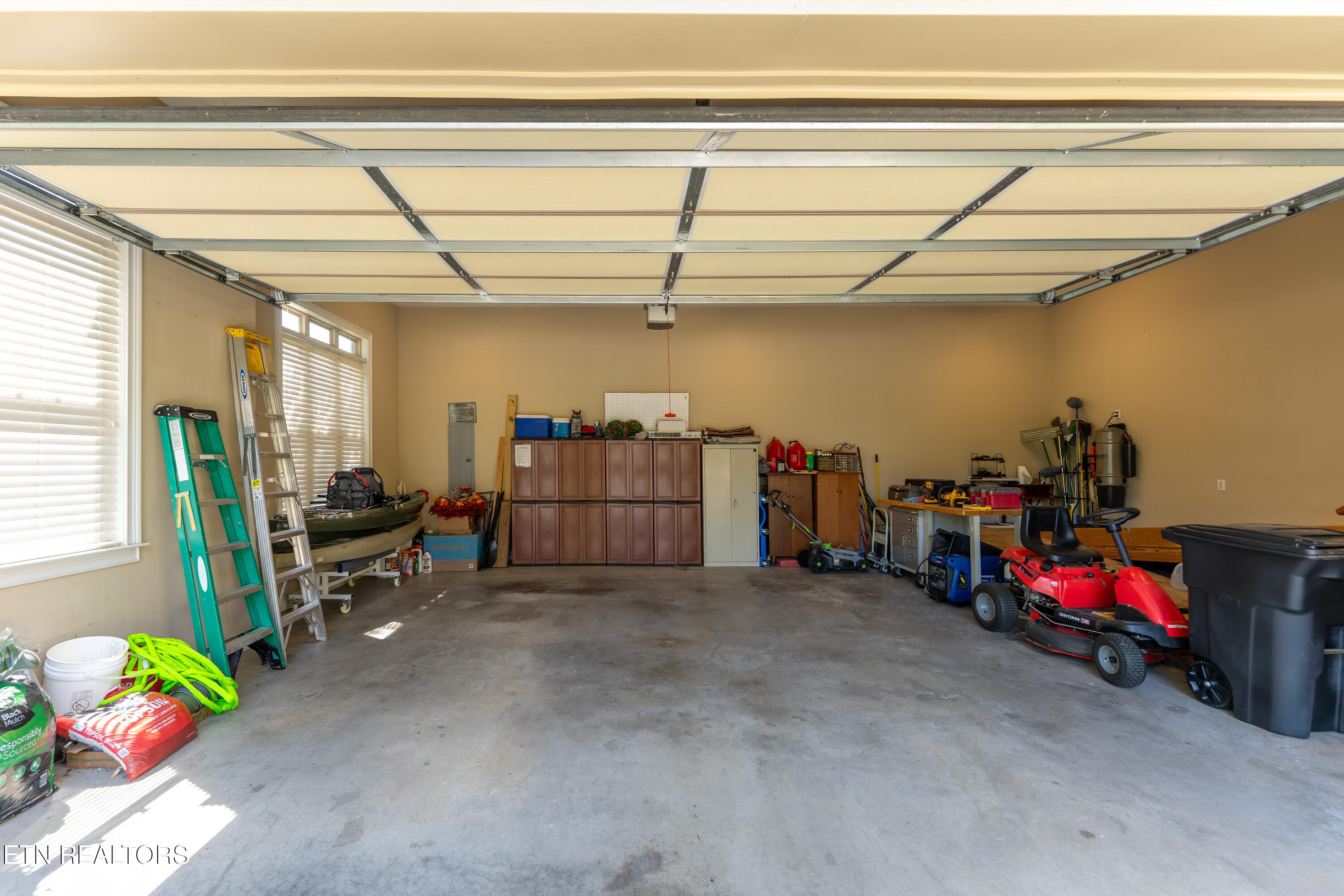 1746 Burnside Drive Maryville TN 37801