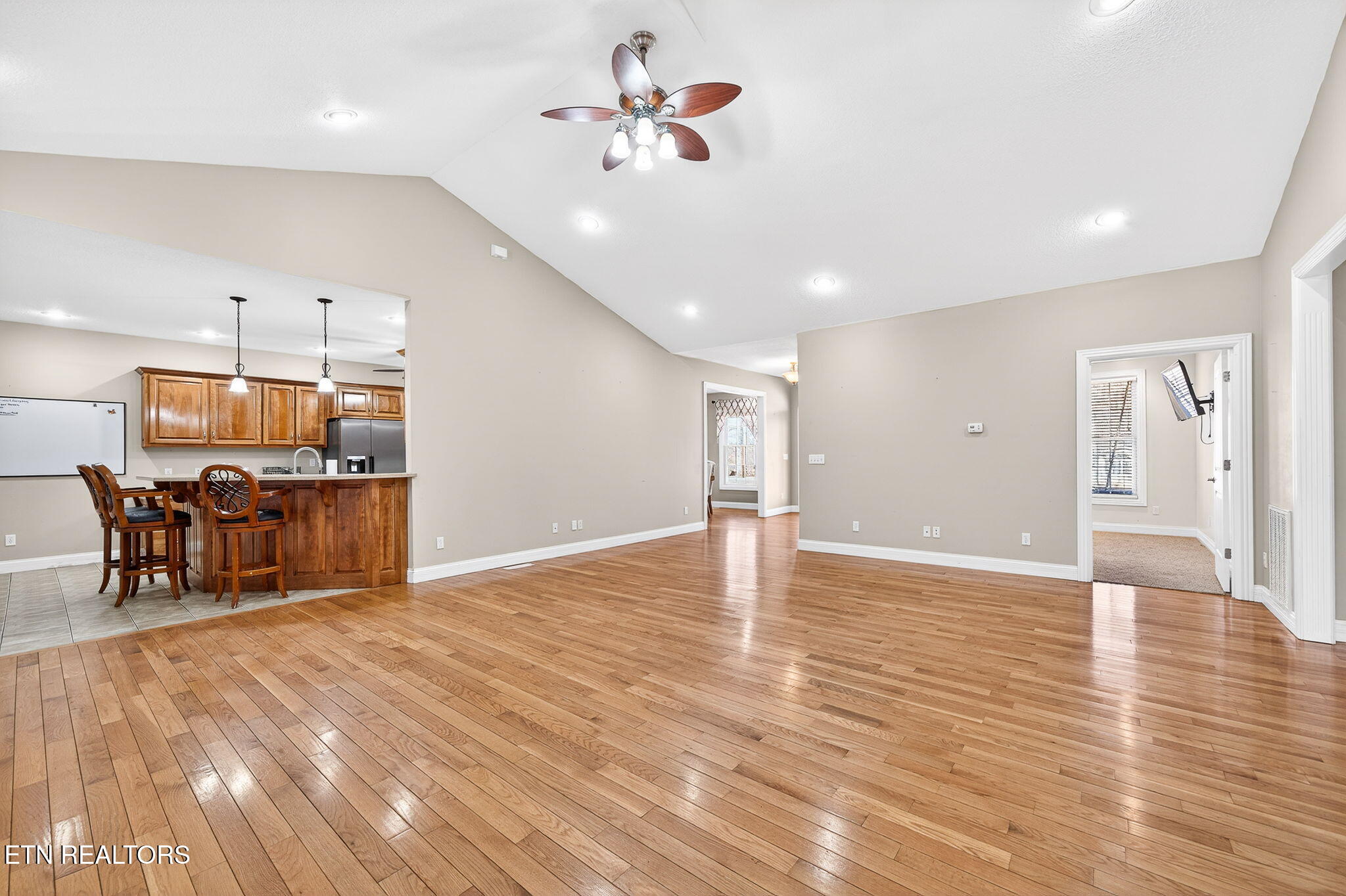 1945 W Creston Road Crossville TN 38571